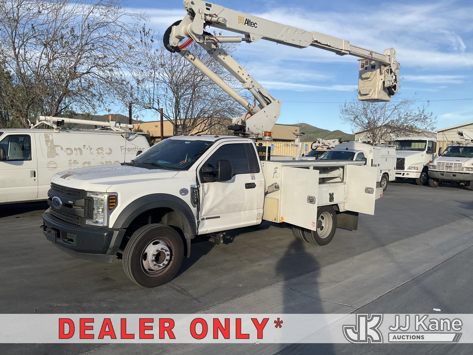 Photo of a 2018 Ford F-550