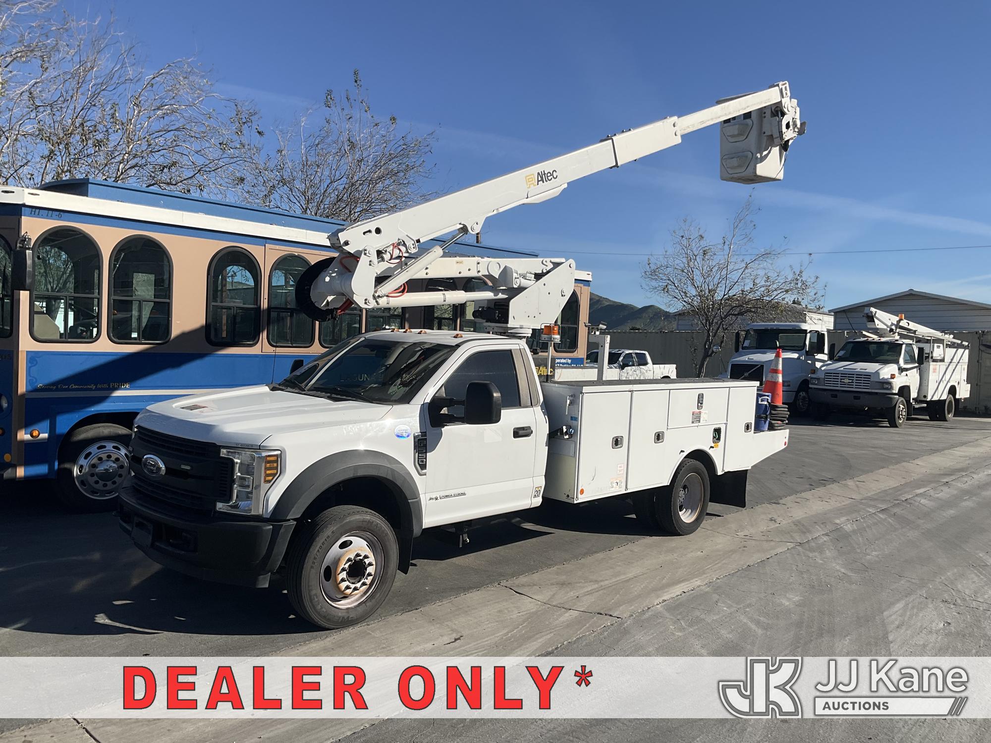 Photo of a 2018 Ford F-550