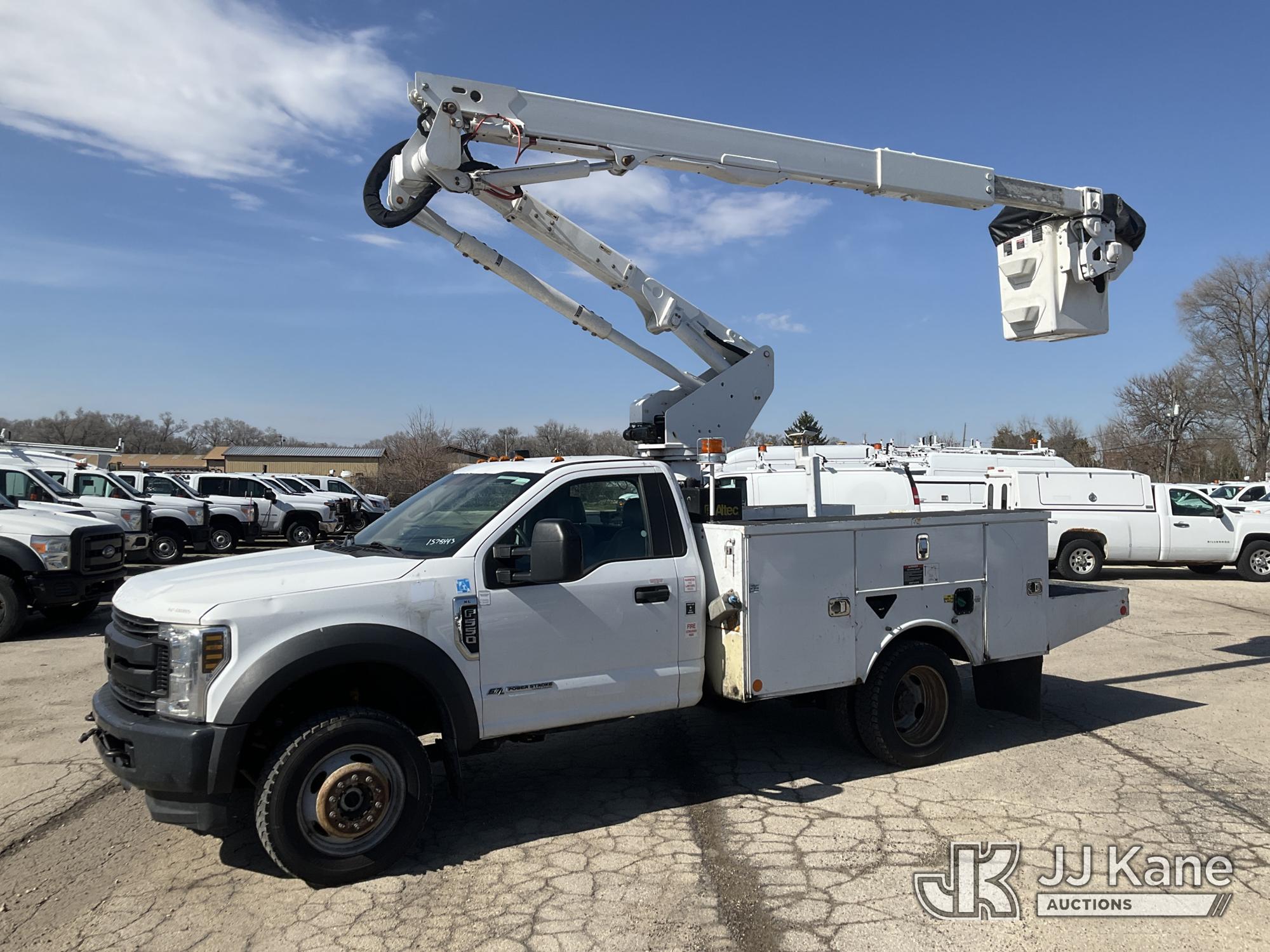 Photo of a 2018 Ford F-550