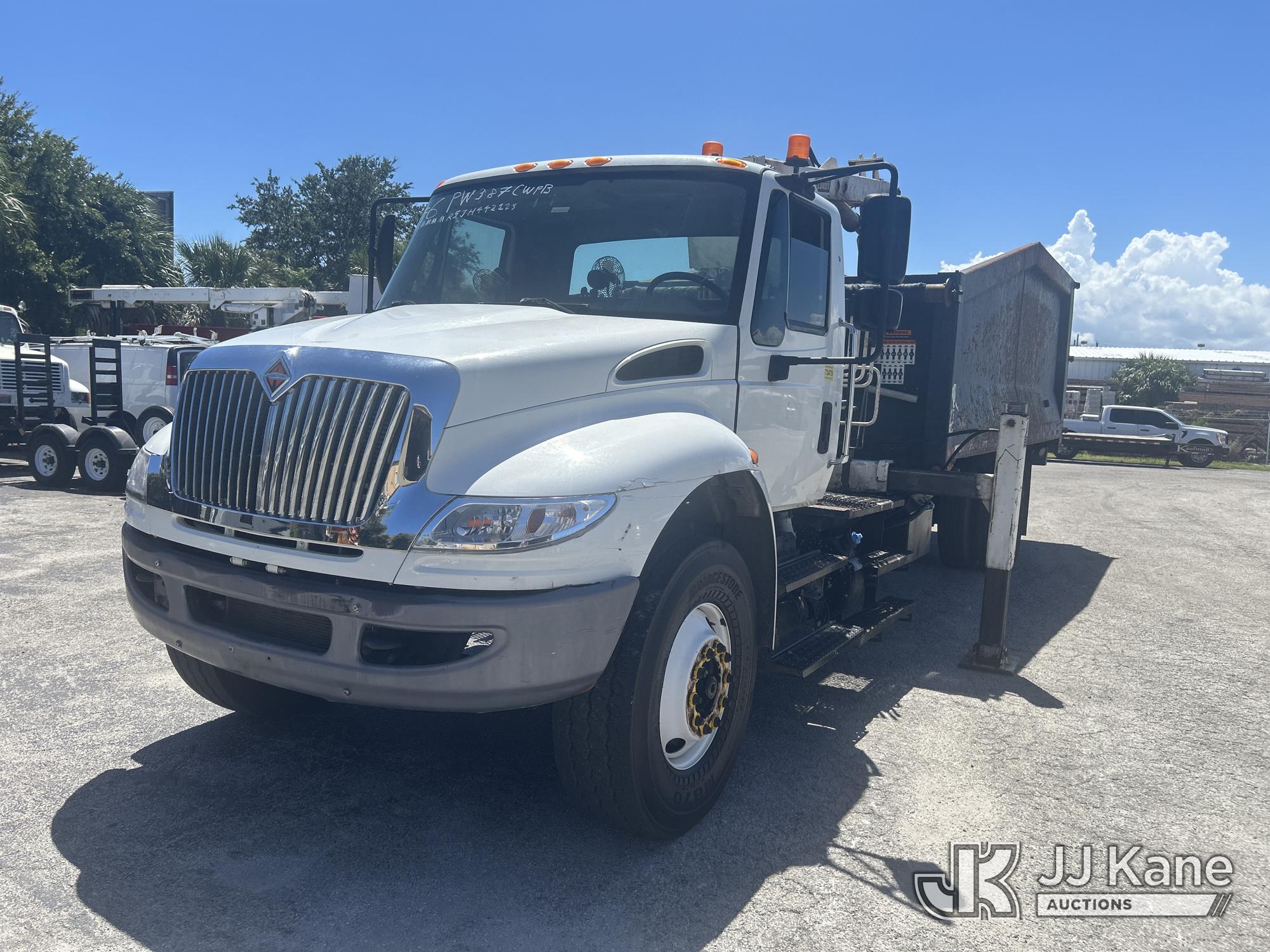 2018 International Durastar 4300