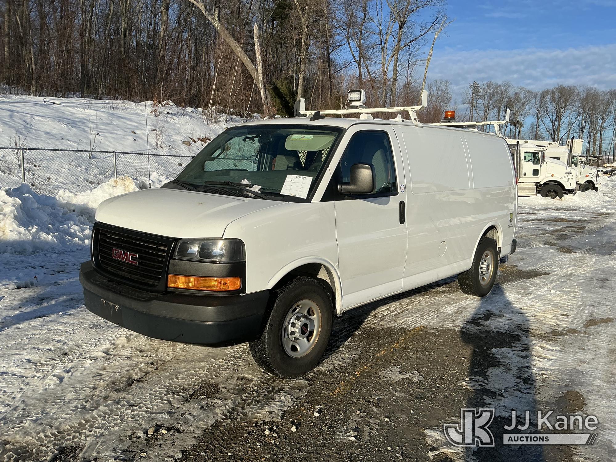 Photo of a 2018 GMC Savana G2500