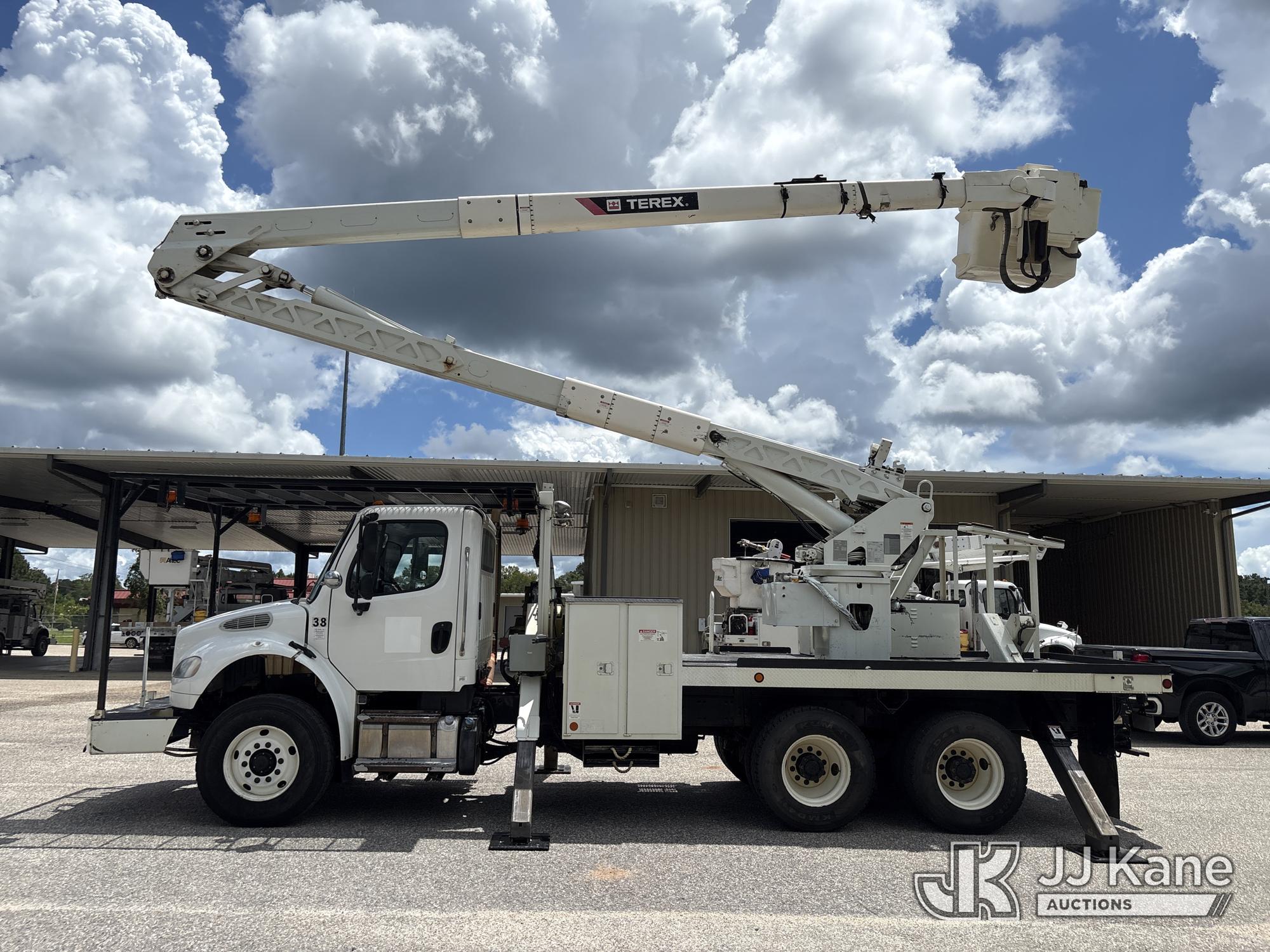 2015 Freightliner M2 106