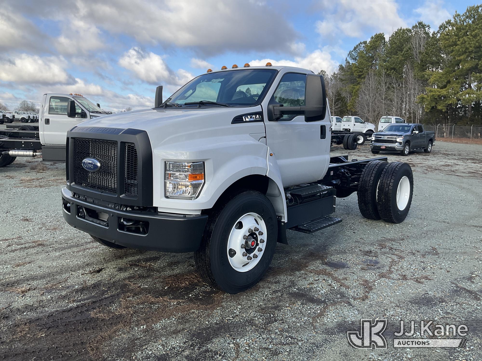  Ford F750
