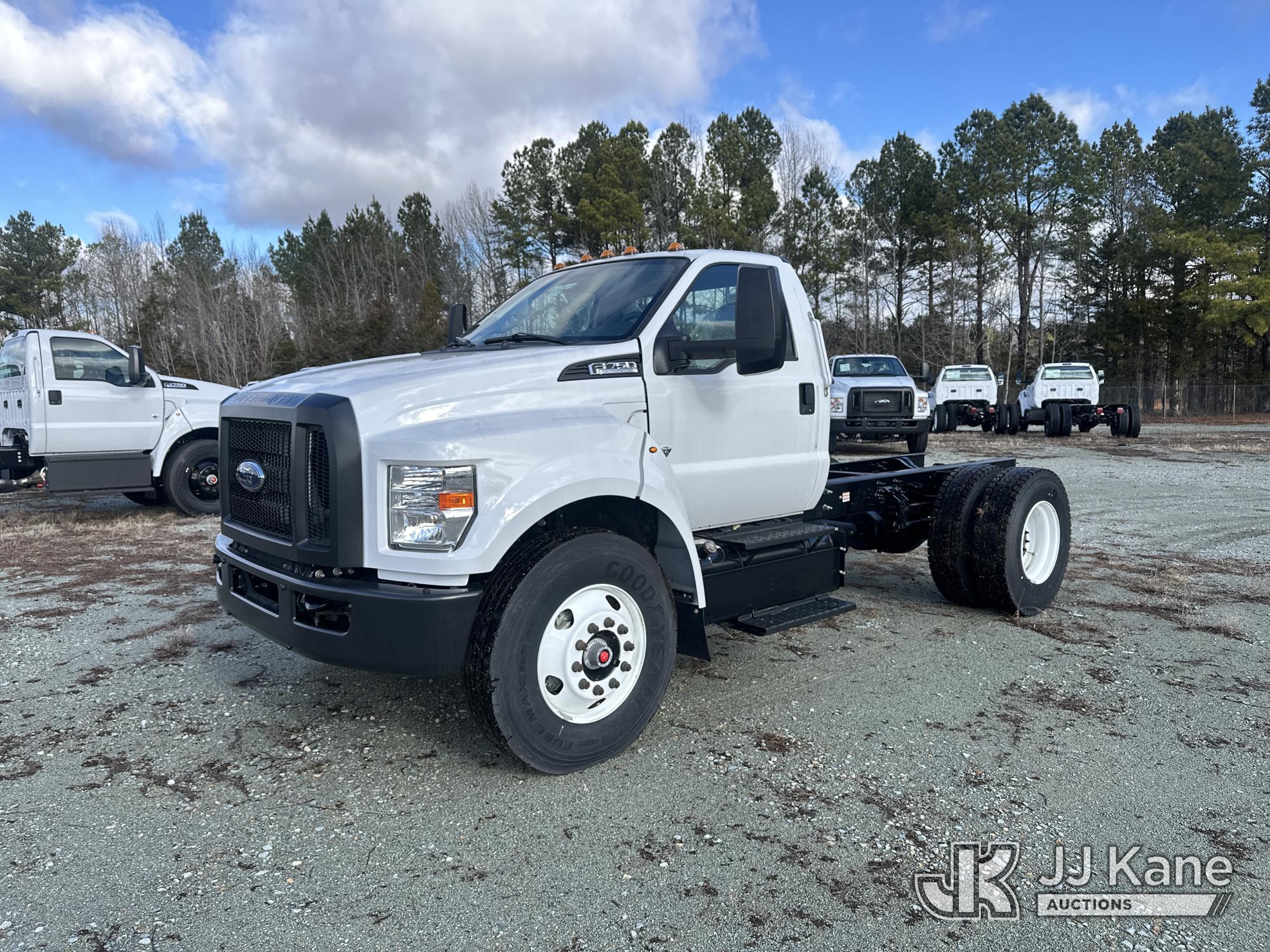  Ford F750