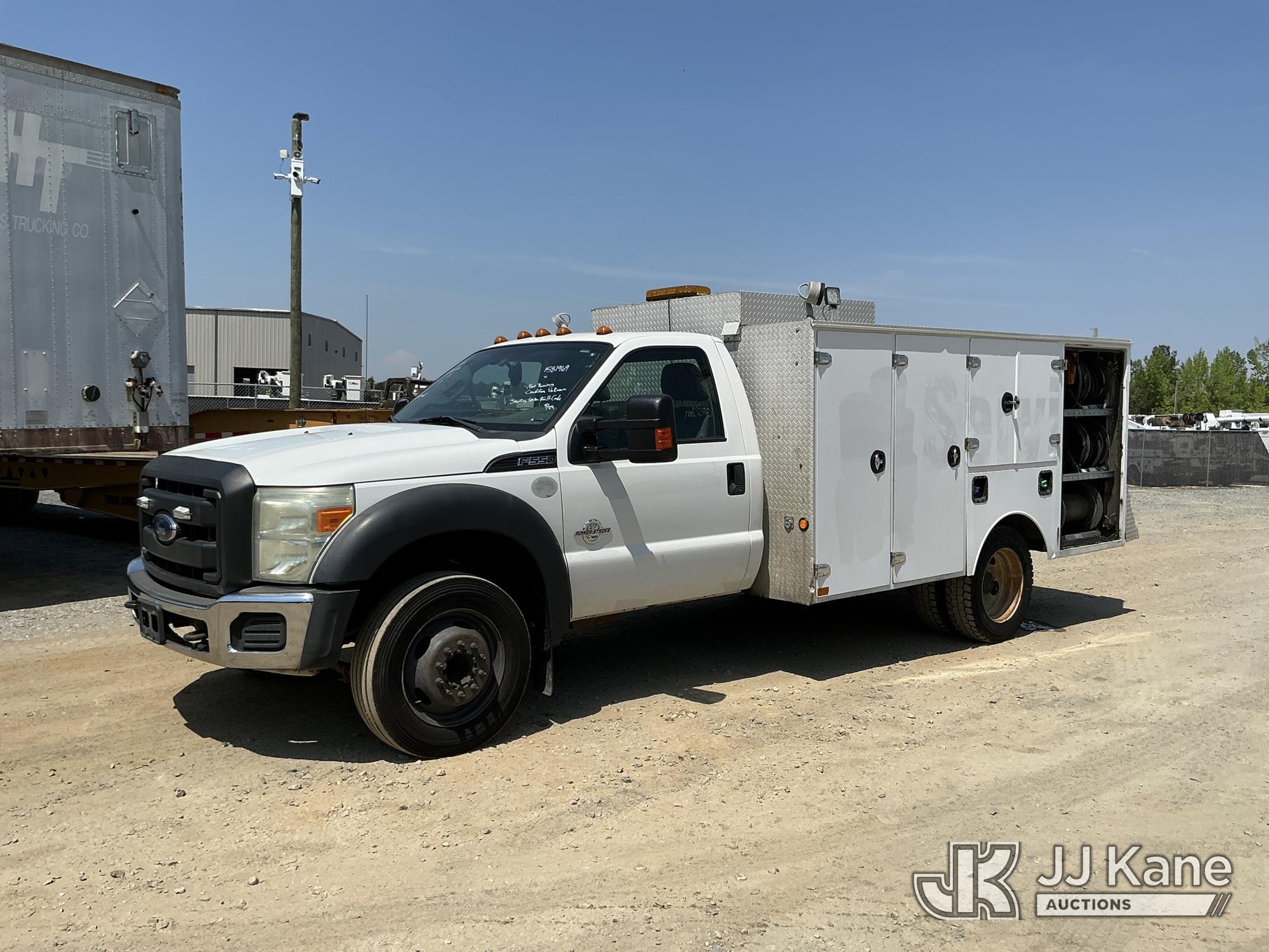 Photo of a 2015 Ford F550