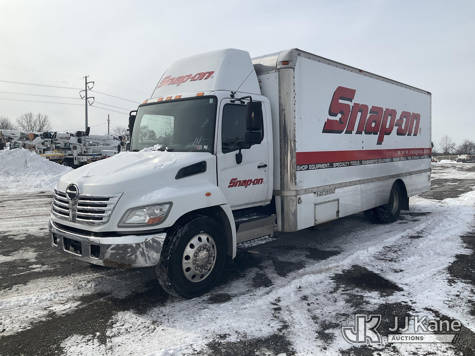  Hino Conventional Cab