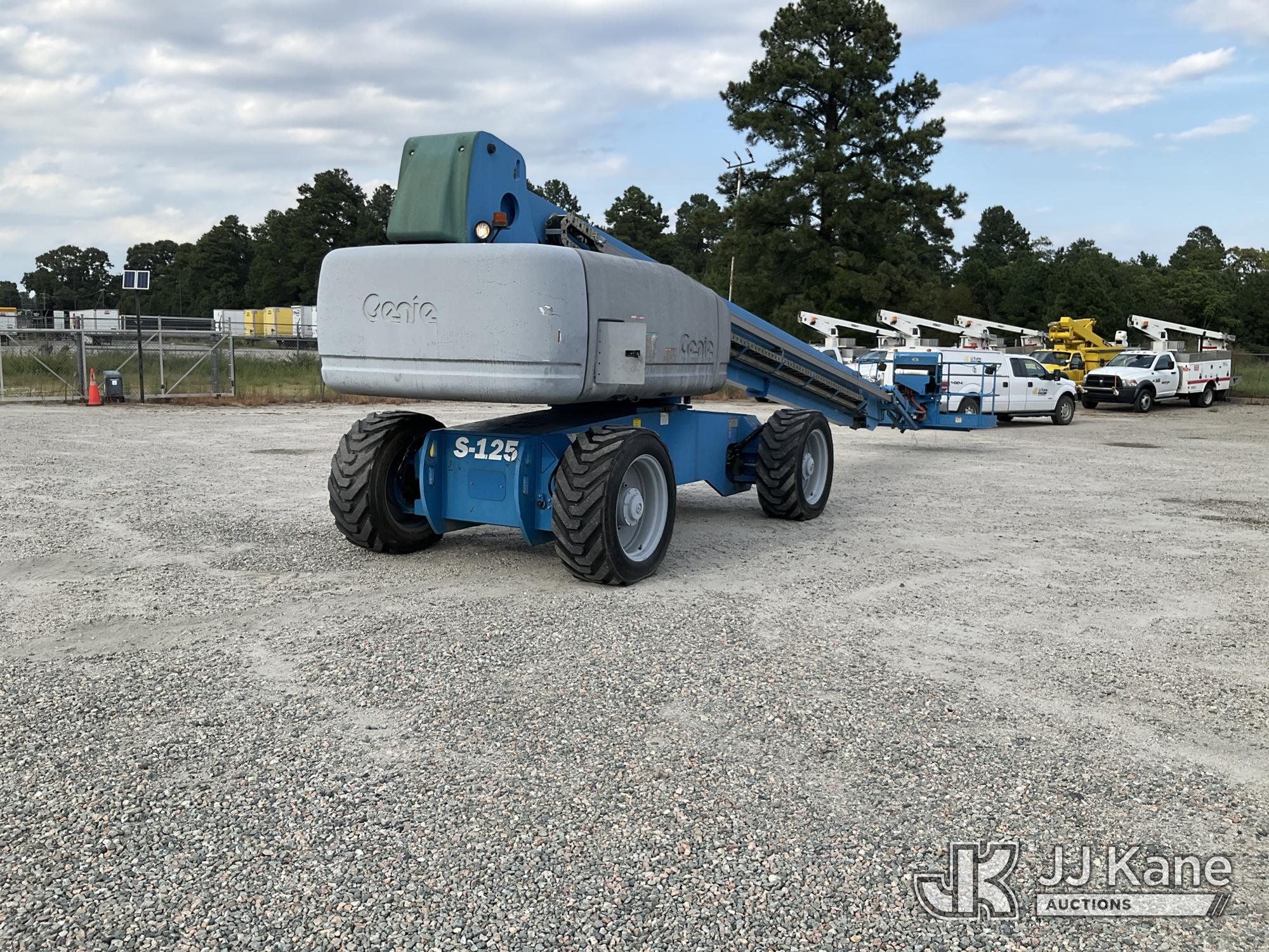 2015 Genie S125S 125 FT. 4X4