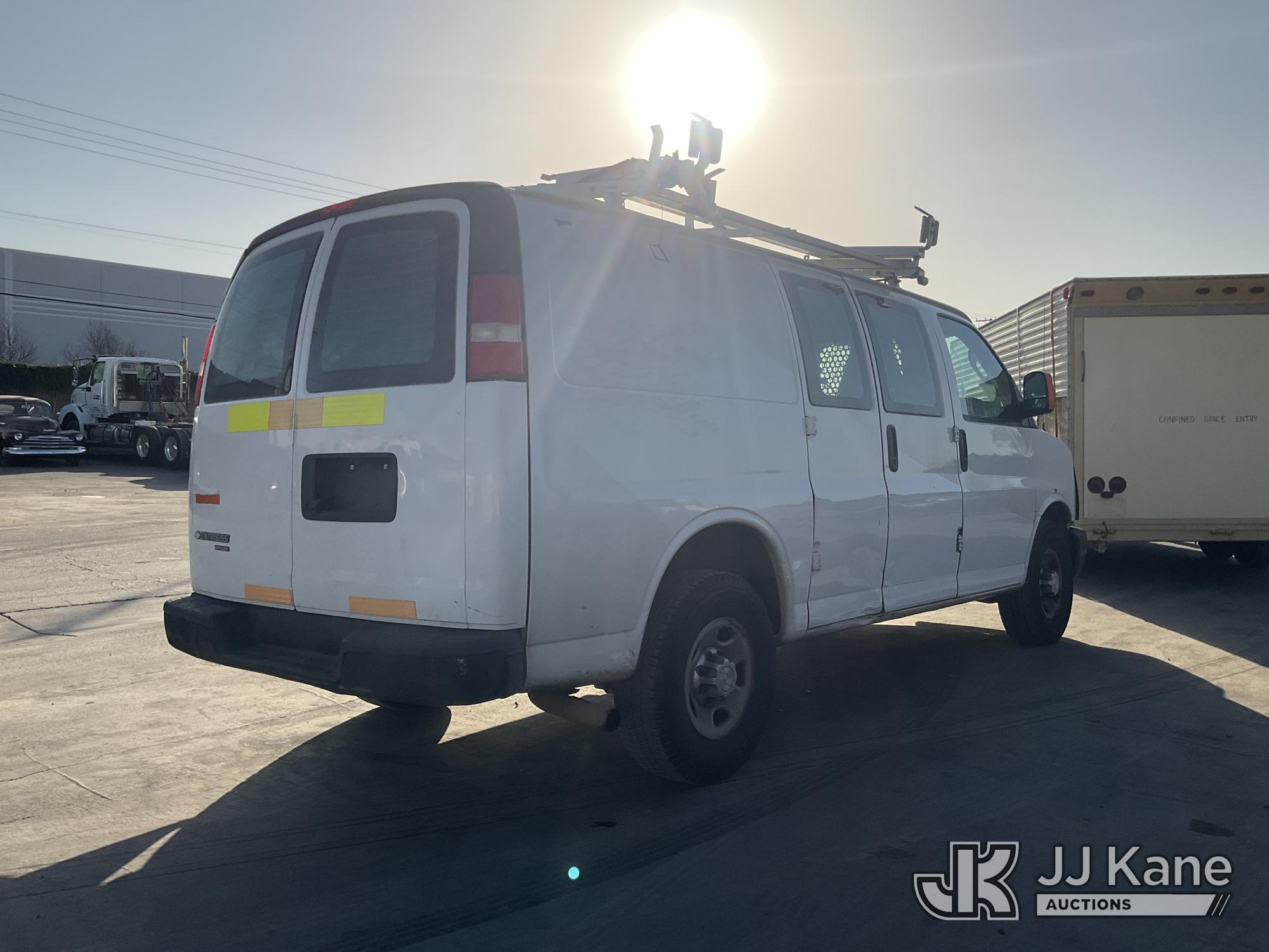 2016 Chevrolet EXPRESS 2500