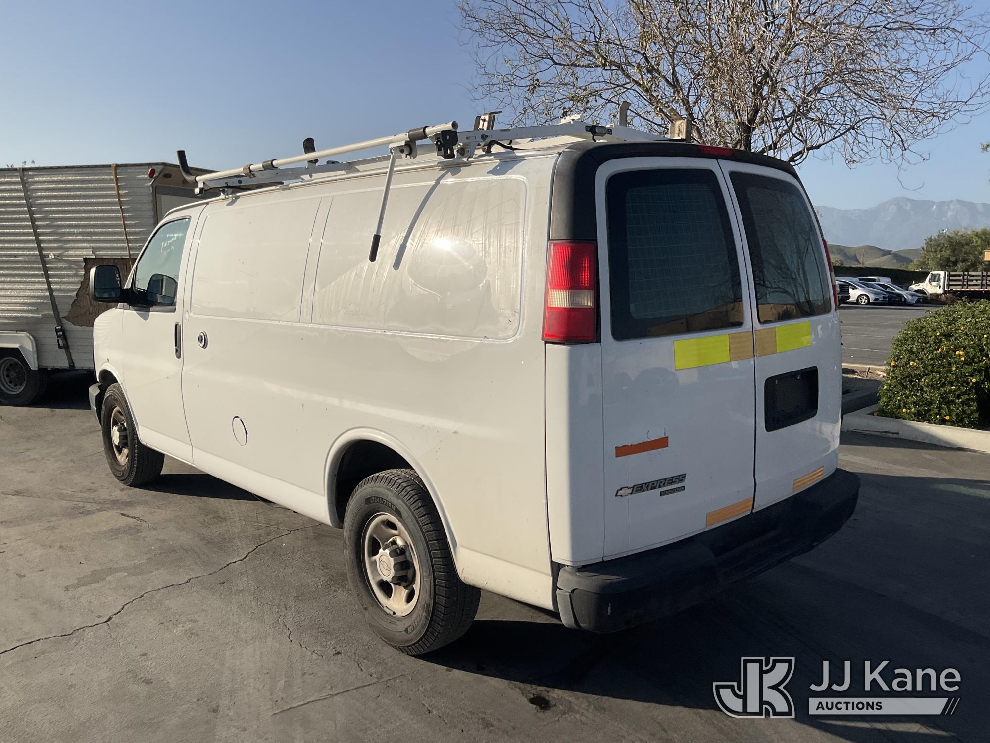 2016 Chevrolet EXPRESS 2500
