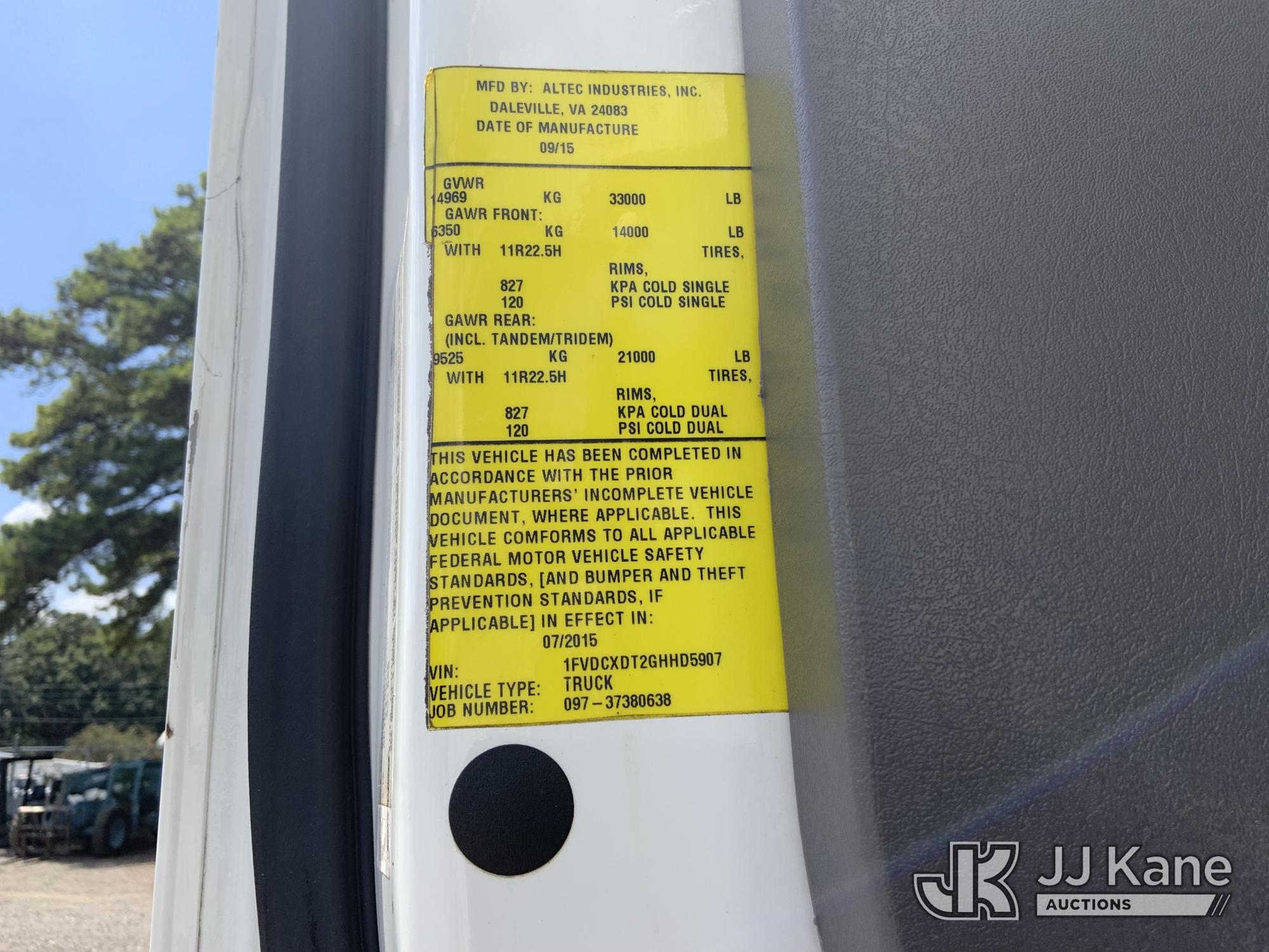 2016 Freightliner M2 106