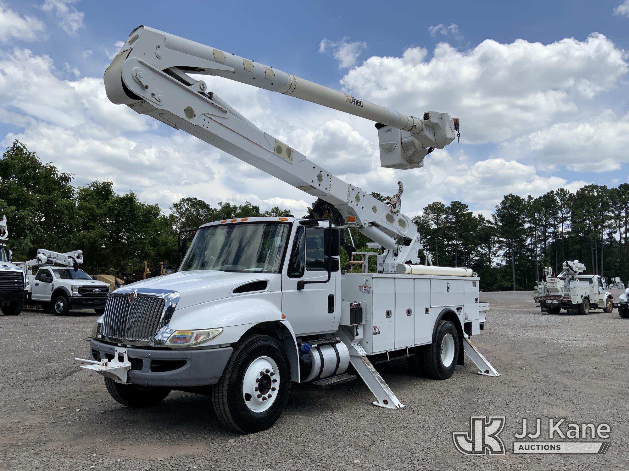 Photo of a 2016 International DuraStar 4300