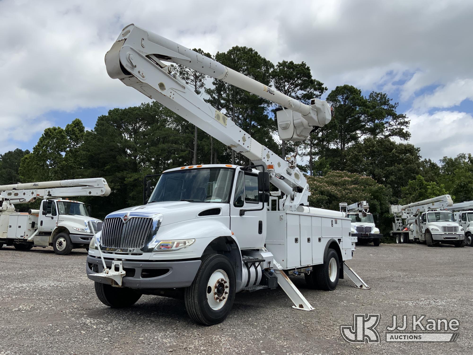 Altec AA55-MH, Articulating Material Handling Bucket Truck rear mounted on 2016 International DuraStar 4300 Utility Truck