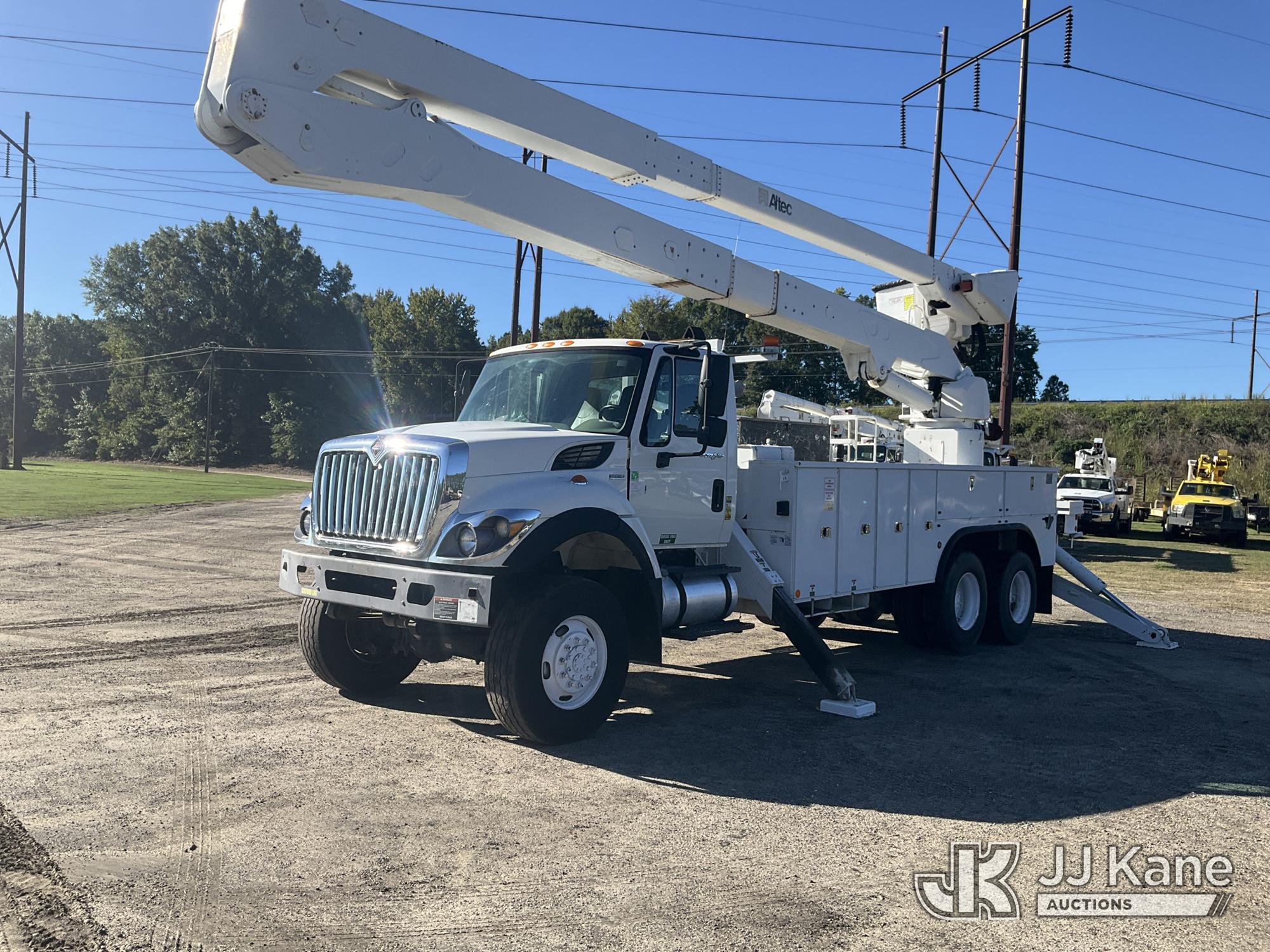 Photo of 2010 International 7400 6x6