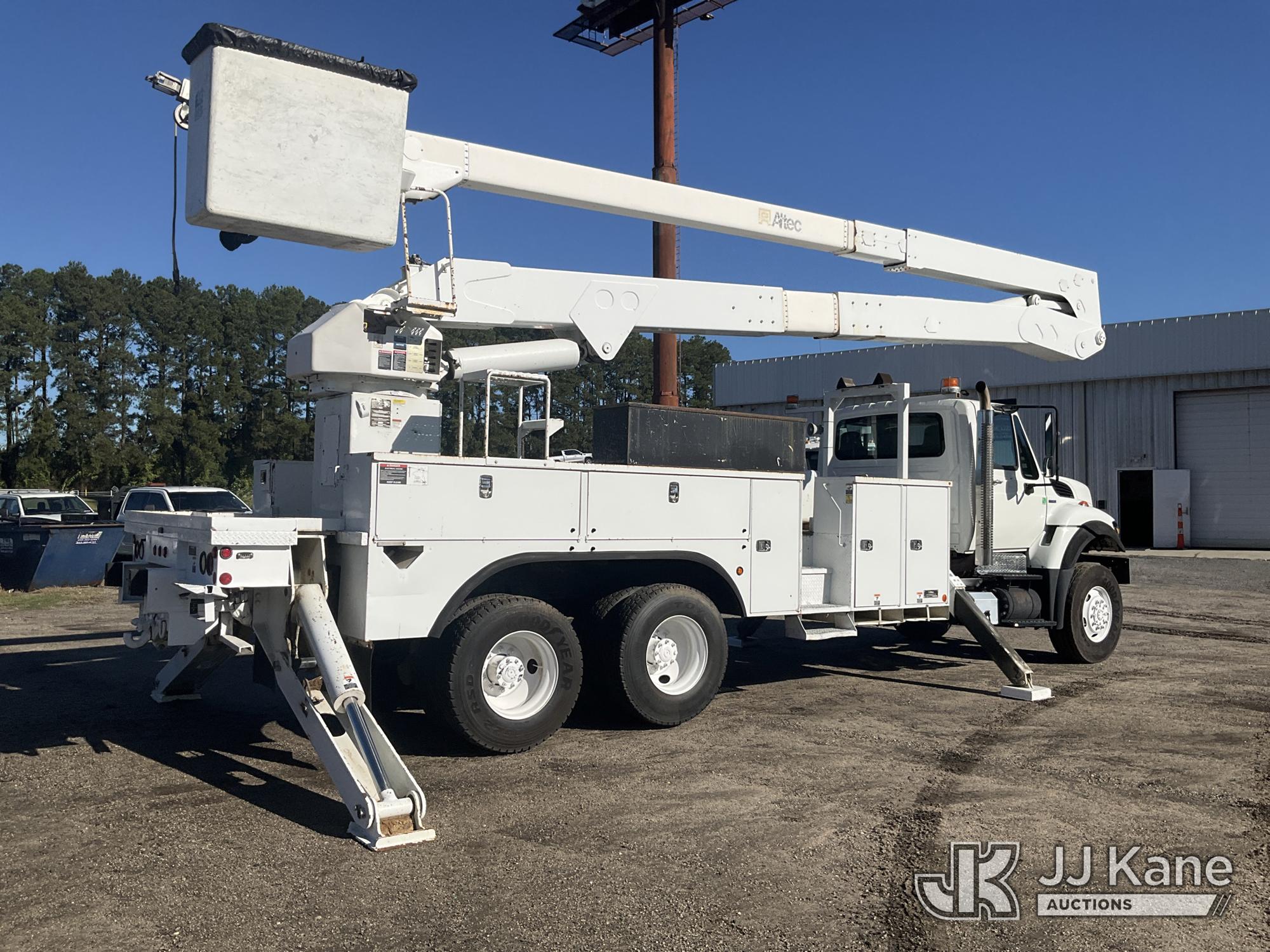 2010 International 7400 6X6