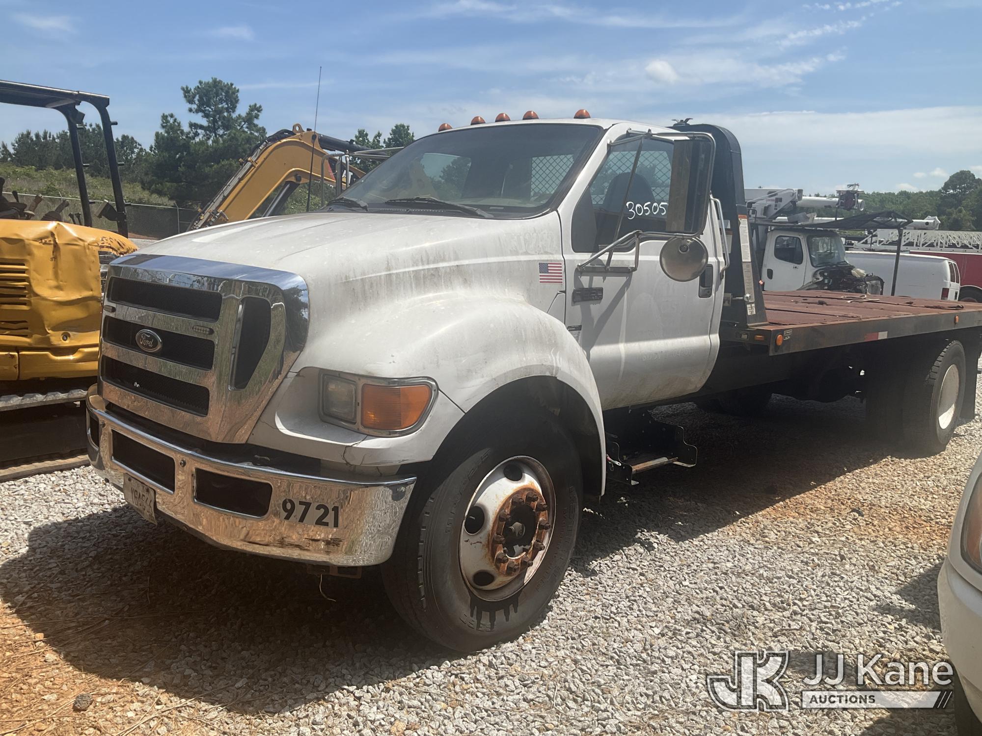 Photo of a 2005 Ford F-650
