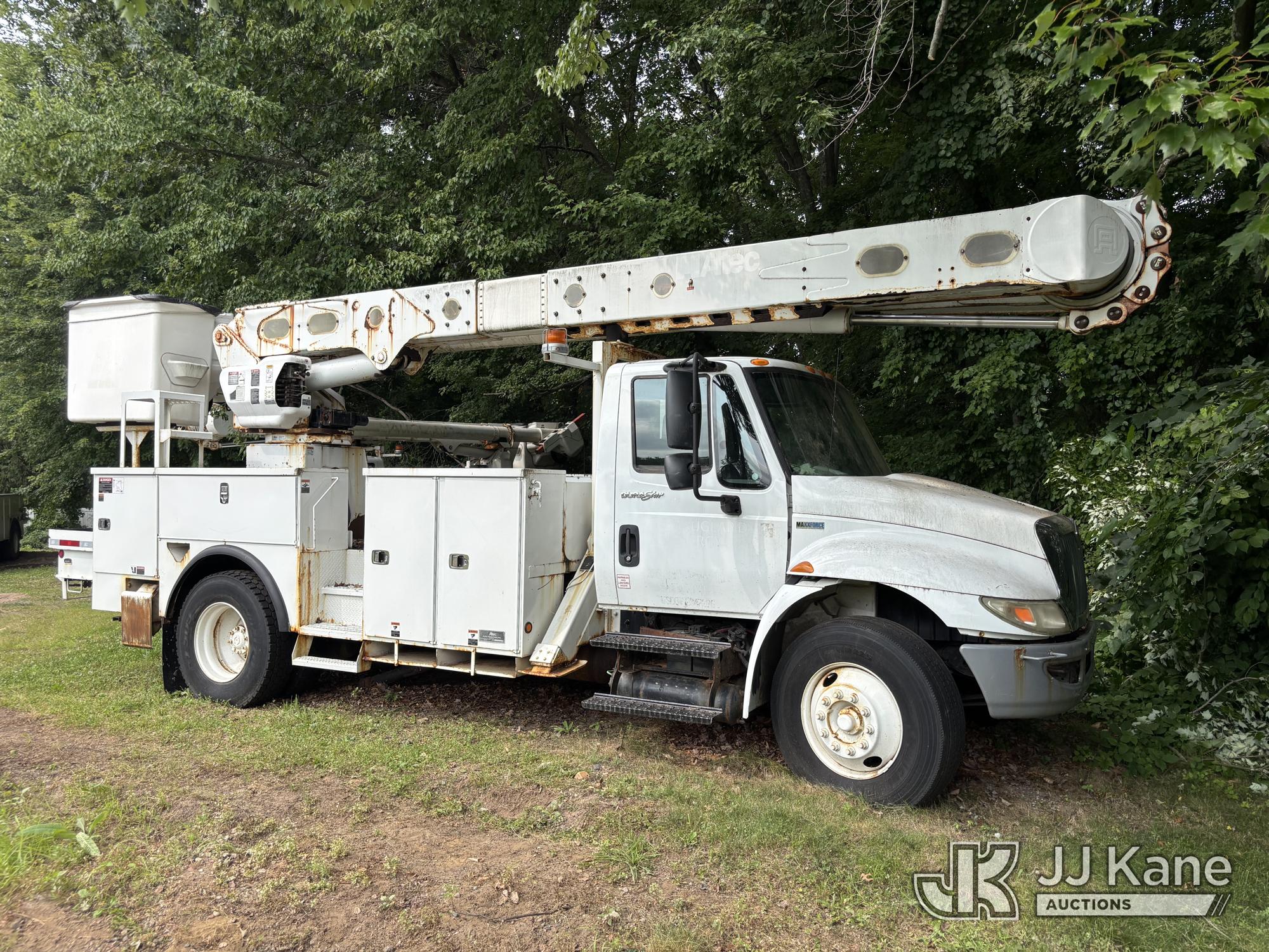 Altec AM55-MH, Over-Center Material Handling Bucket Truck rear mounted on 2013 International DuraStar 4300 Utility Truck