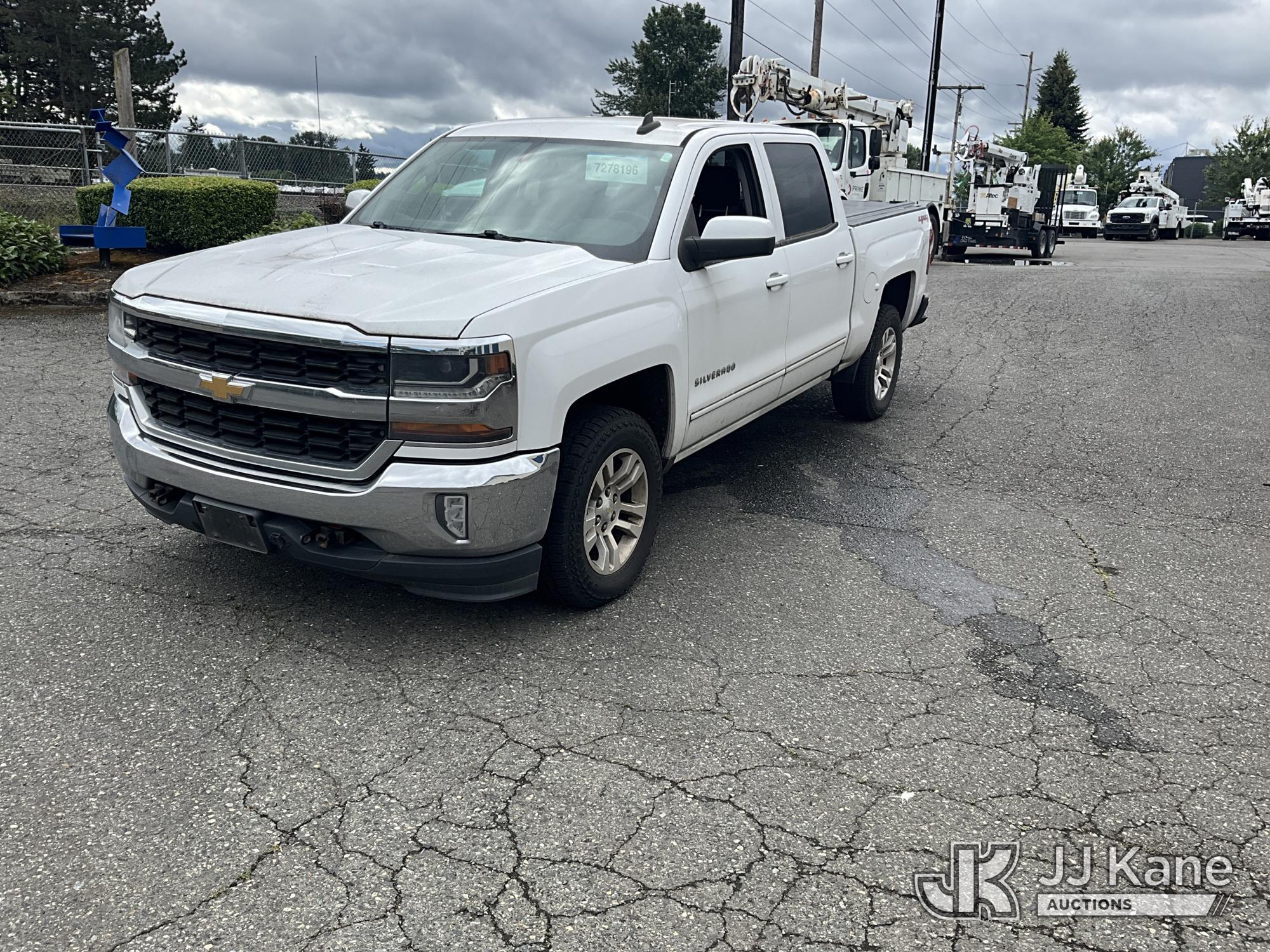 2016 Chevrolet Silverado 1500 Crew-Cab Pickup Truck