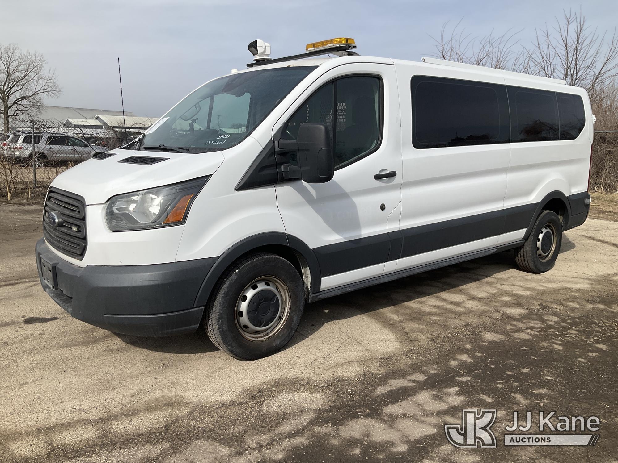  Ford Transit 350