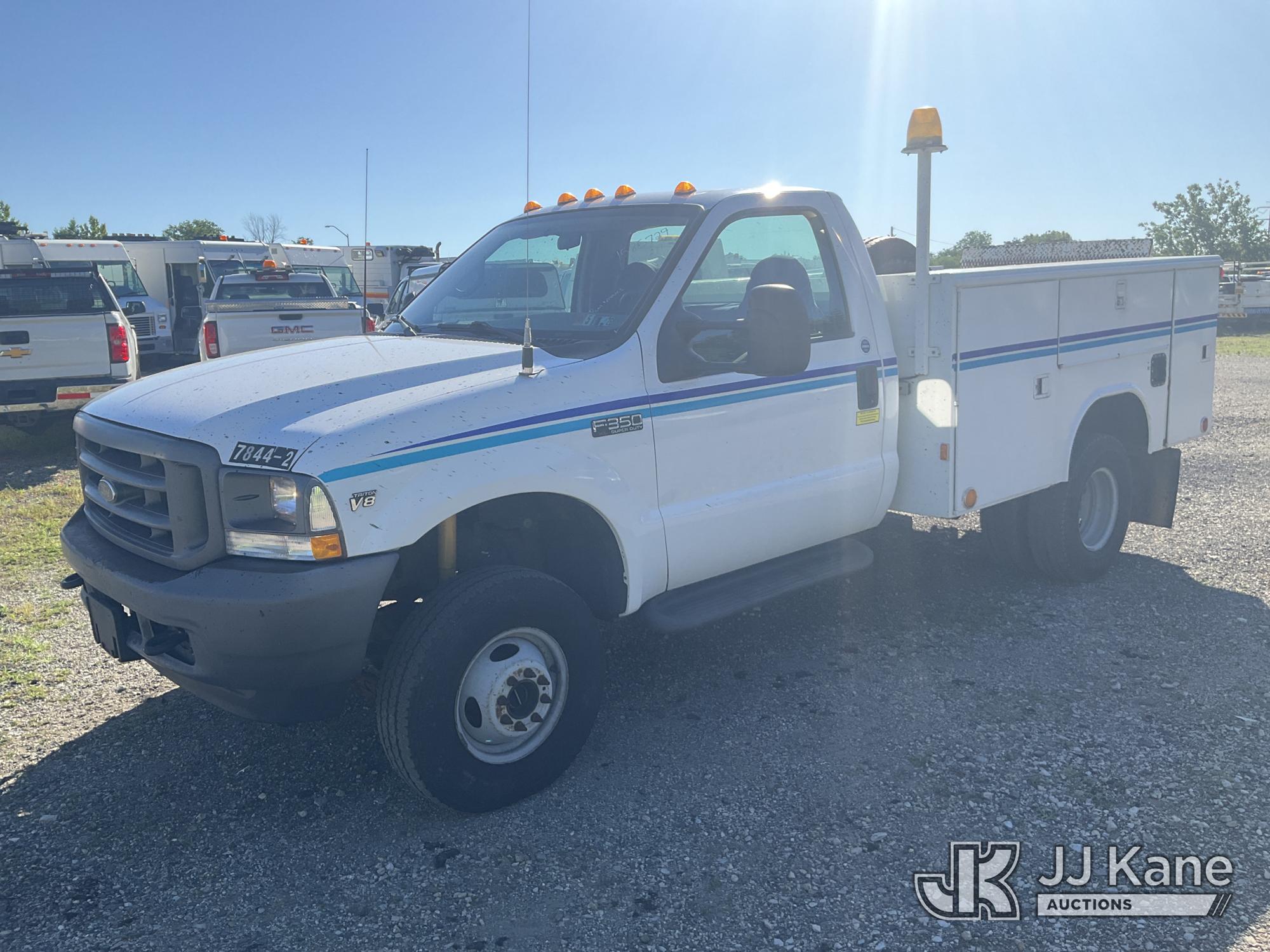 Photo of a 2002 Ford F350 4x4