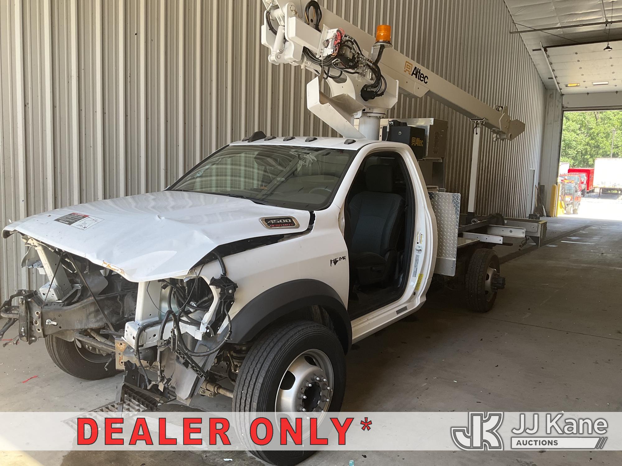 Altec AT200A, Telescopic Bucket Truck mounted on 2021 RAM 4500 Regular Cab 2WD DRW Utility Truck
