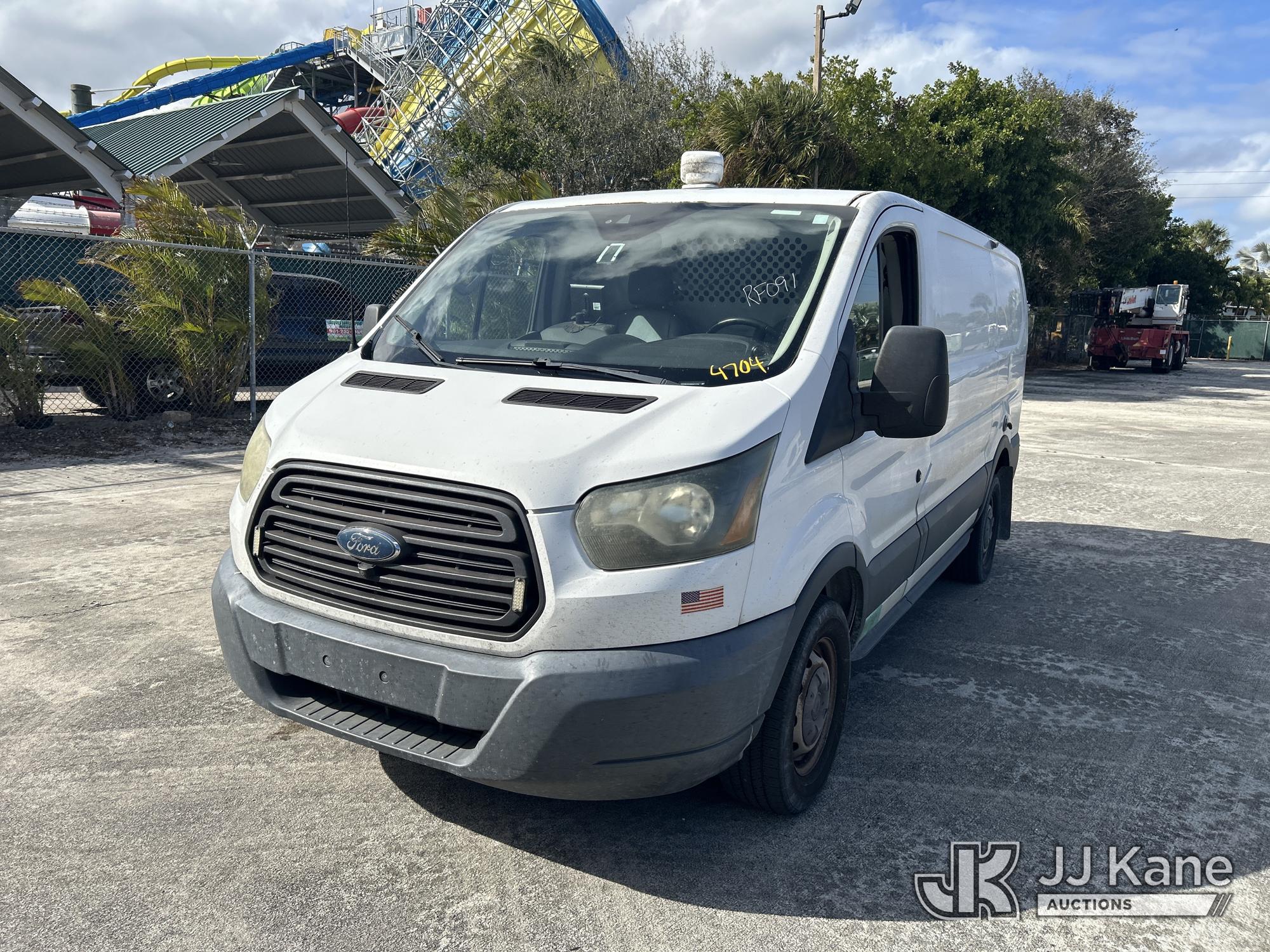  Ford Transit-250