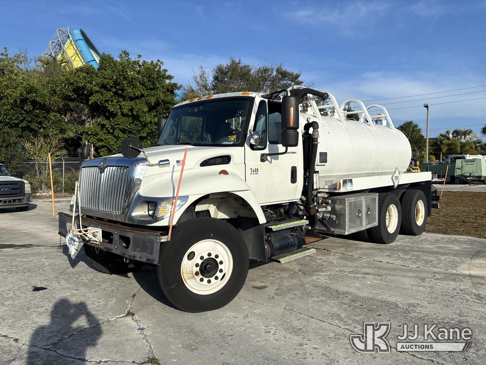  International 7400 6x4