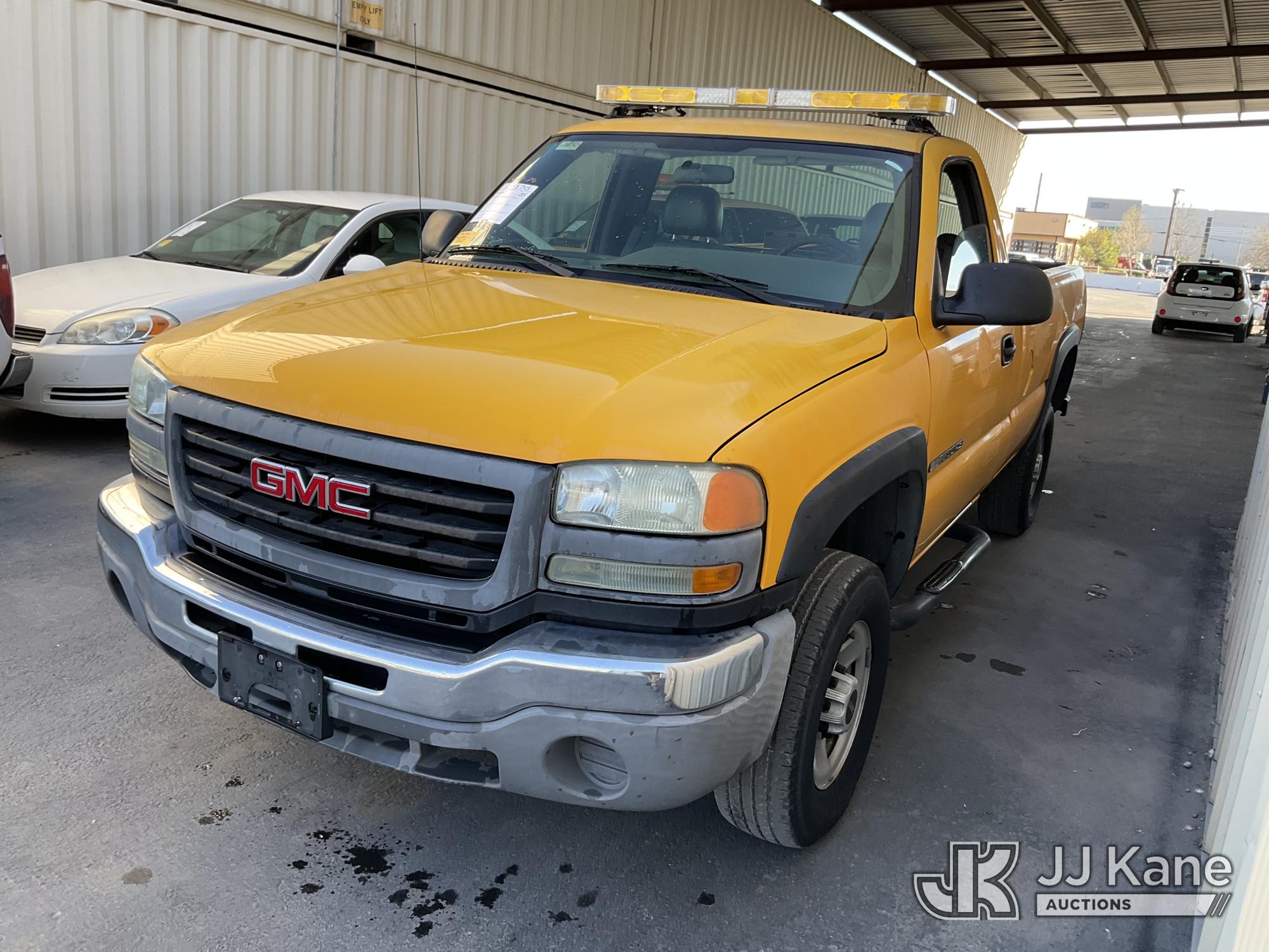 Photo of a 2005 GMC Sierra 2500HD