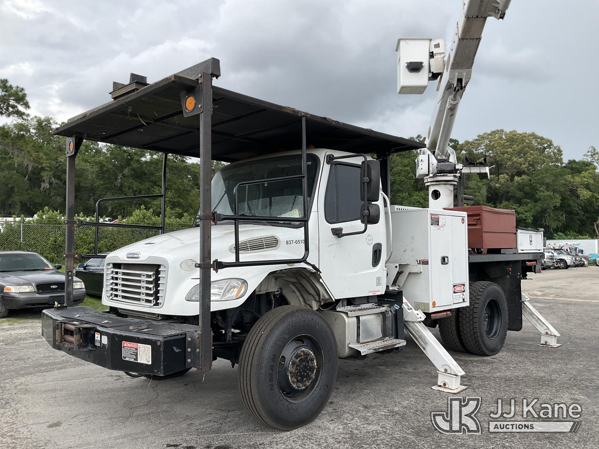 Photo of a 2016 Freightliner M2 106 4x4