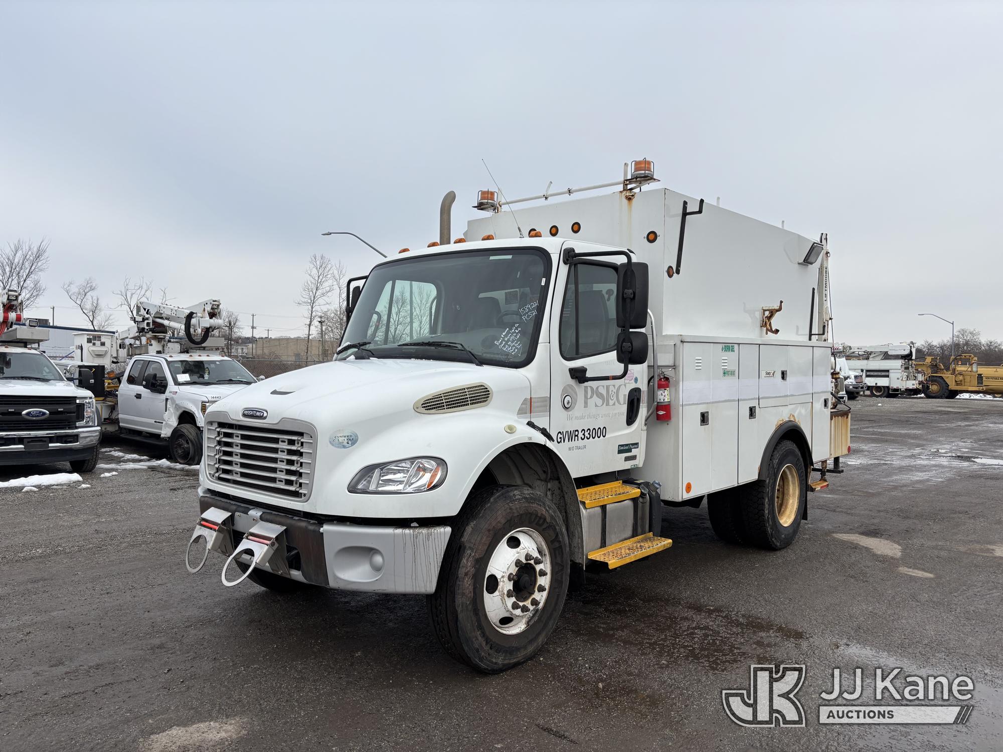  Freightliner M2 106