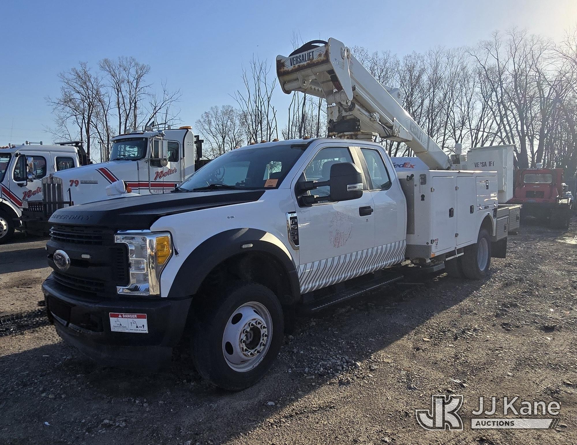 Photo of a 2017 Ford F-550
