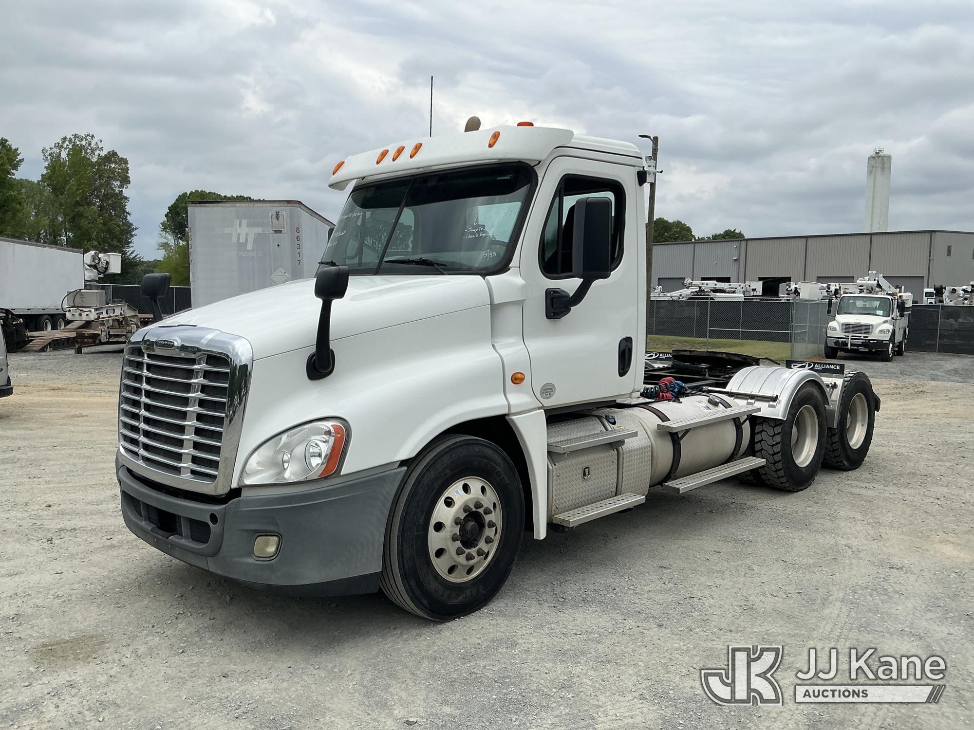 Photo of a 2014 Freightliner Cascadia 125