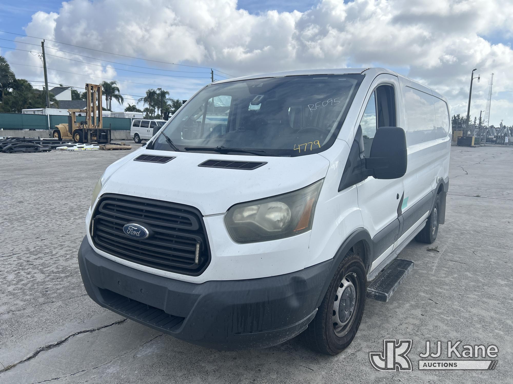  Ford Transit-250