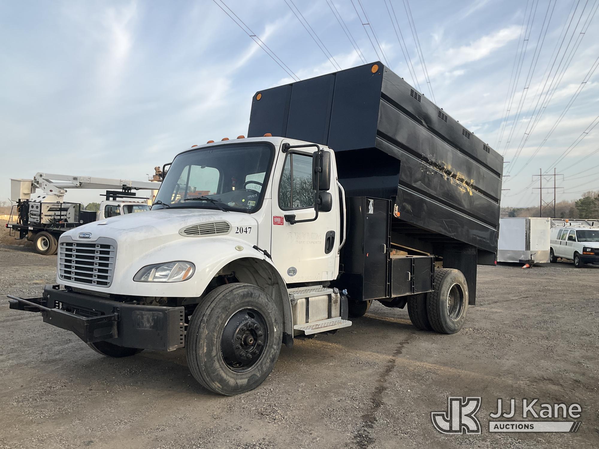  Freightliner M2 106
