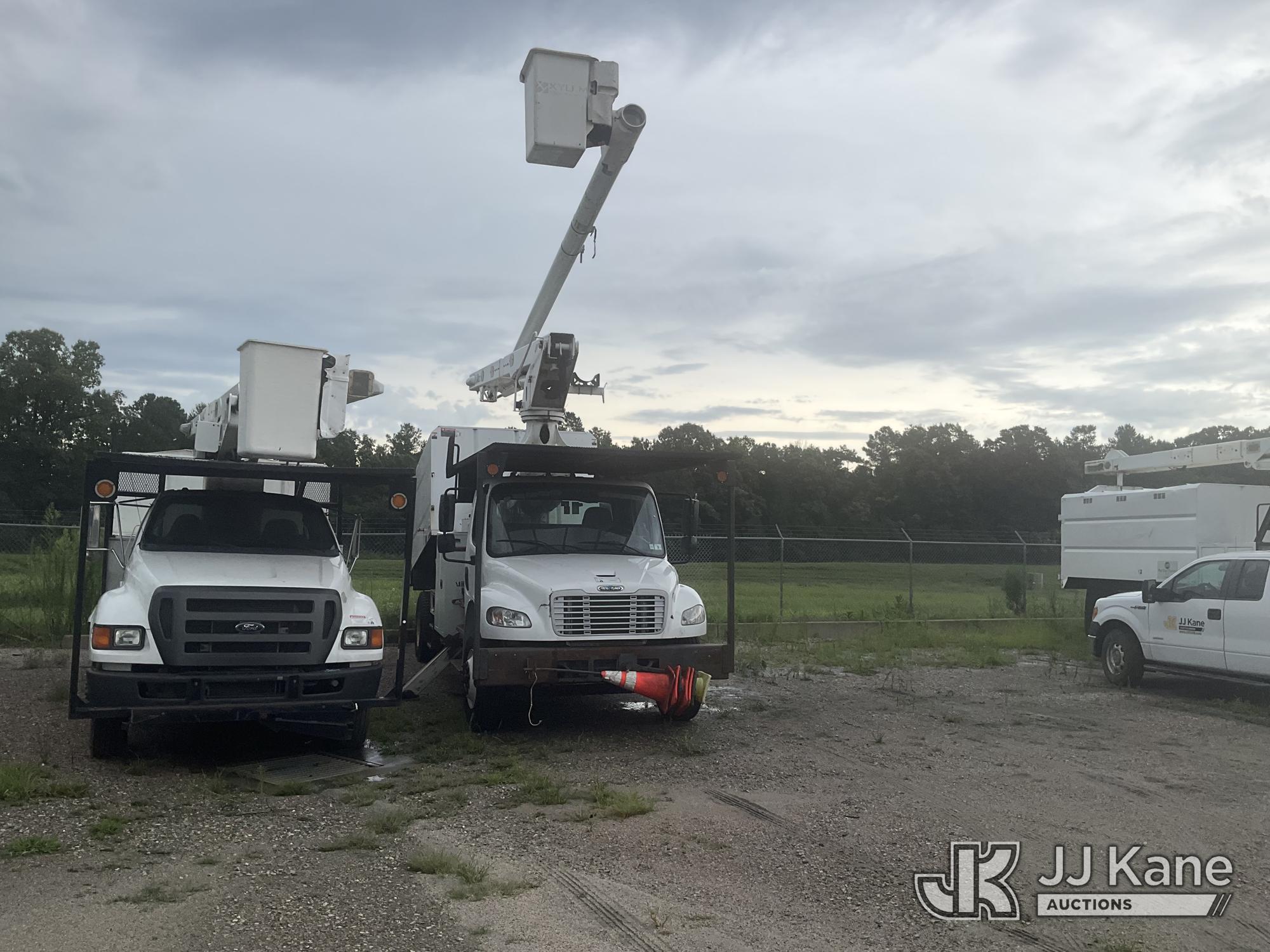 2019 Freightliner M2 106