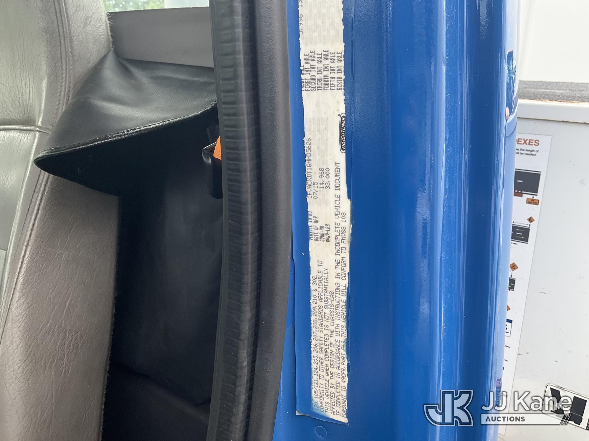 2016 Freightliner M2 106