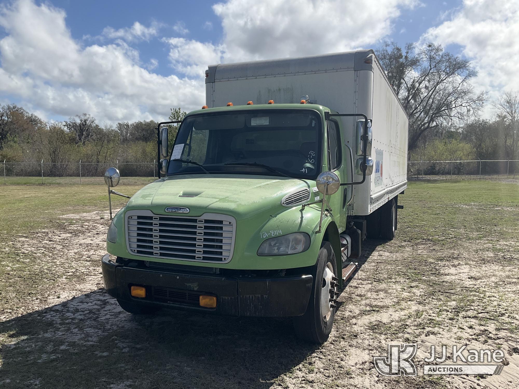  Freightliner M2 106