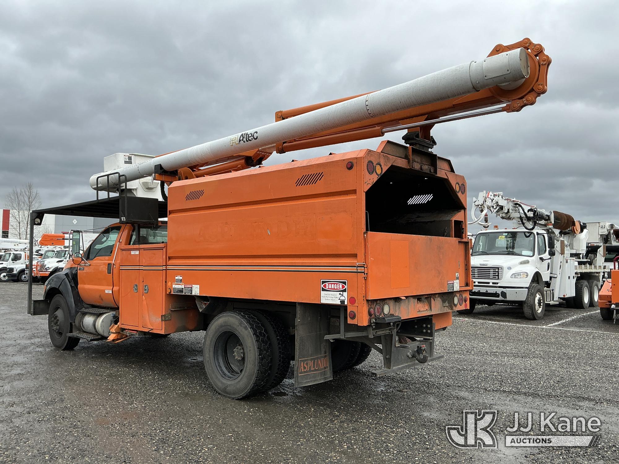 2013 Ford F-750