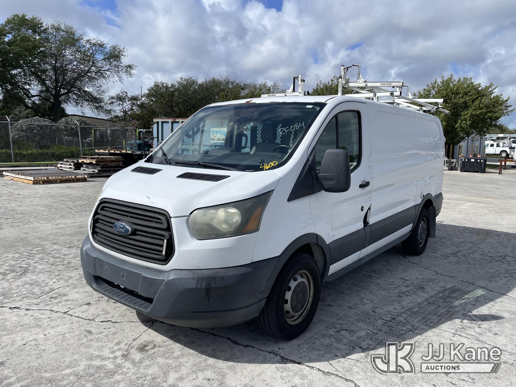  Ford Transit-250