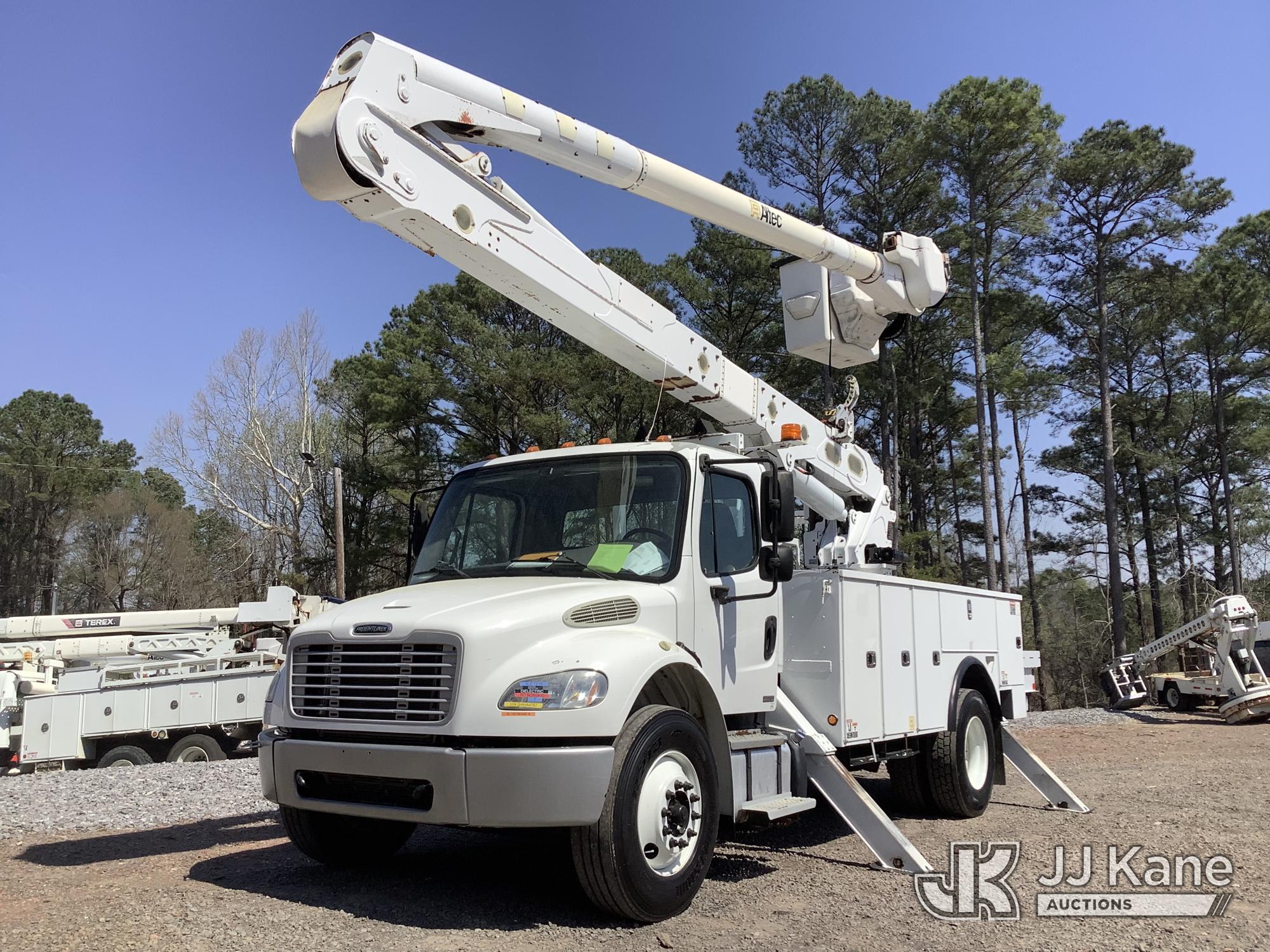 Photo of a 2016 Freightliner M2 106