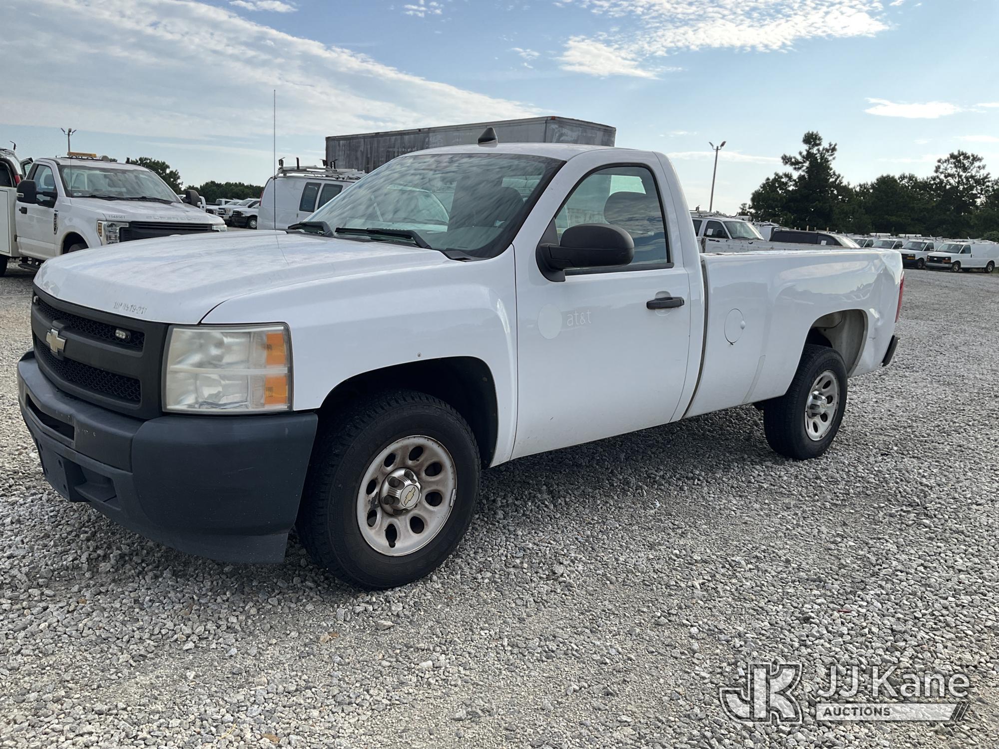 Photo of 2011 Chevrolet Silverado 1500