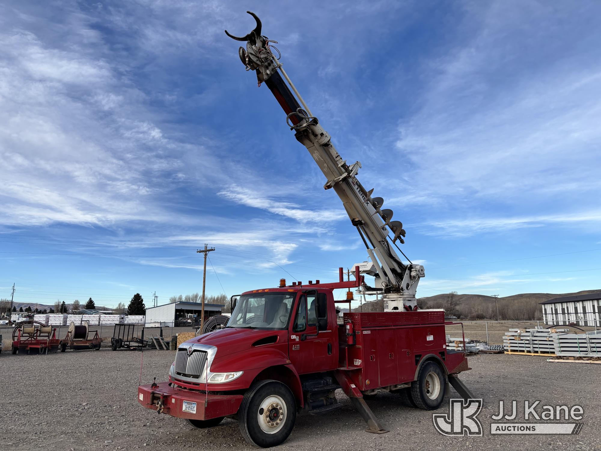Photo of a 2007 International 4400