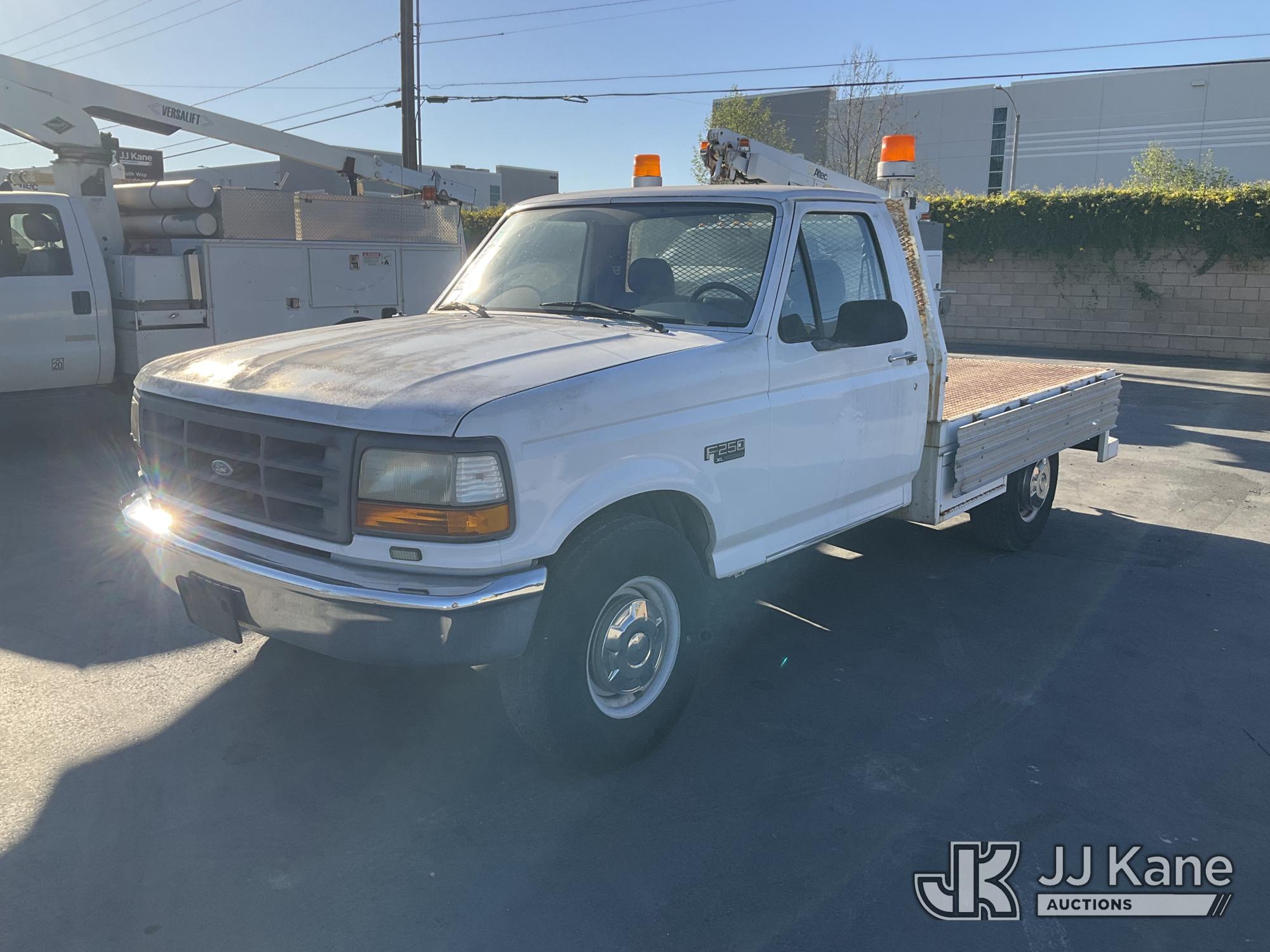 Photo of a 1995 Ford F-250