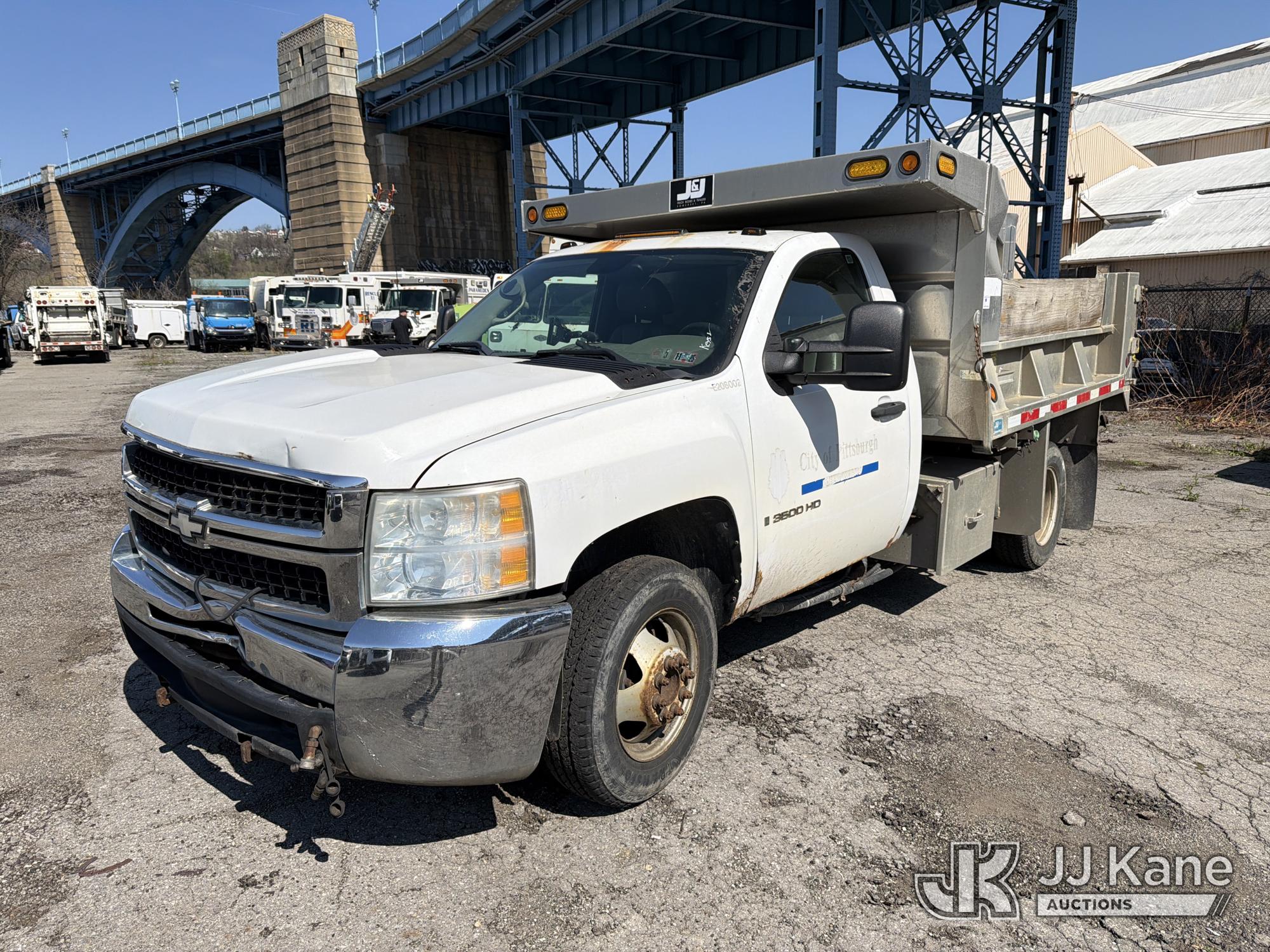 Photo of a 2008 Chevrolet Silverado 3500HD 4x4