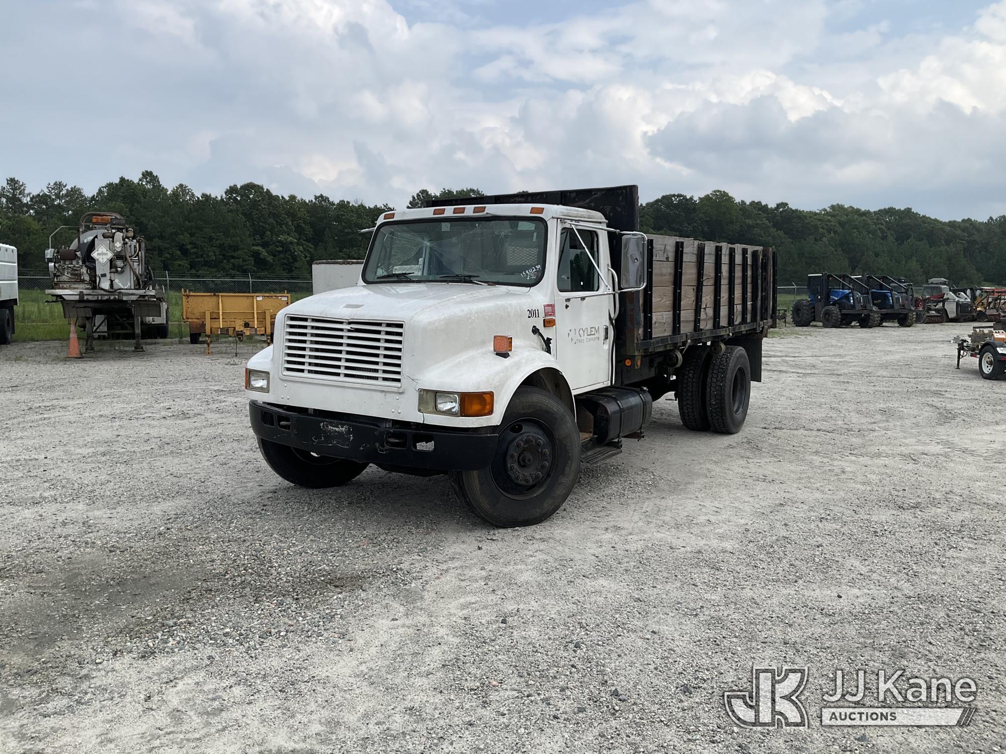 Photo of a 1999 International 4700