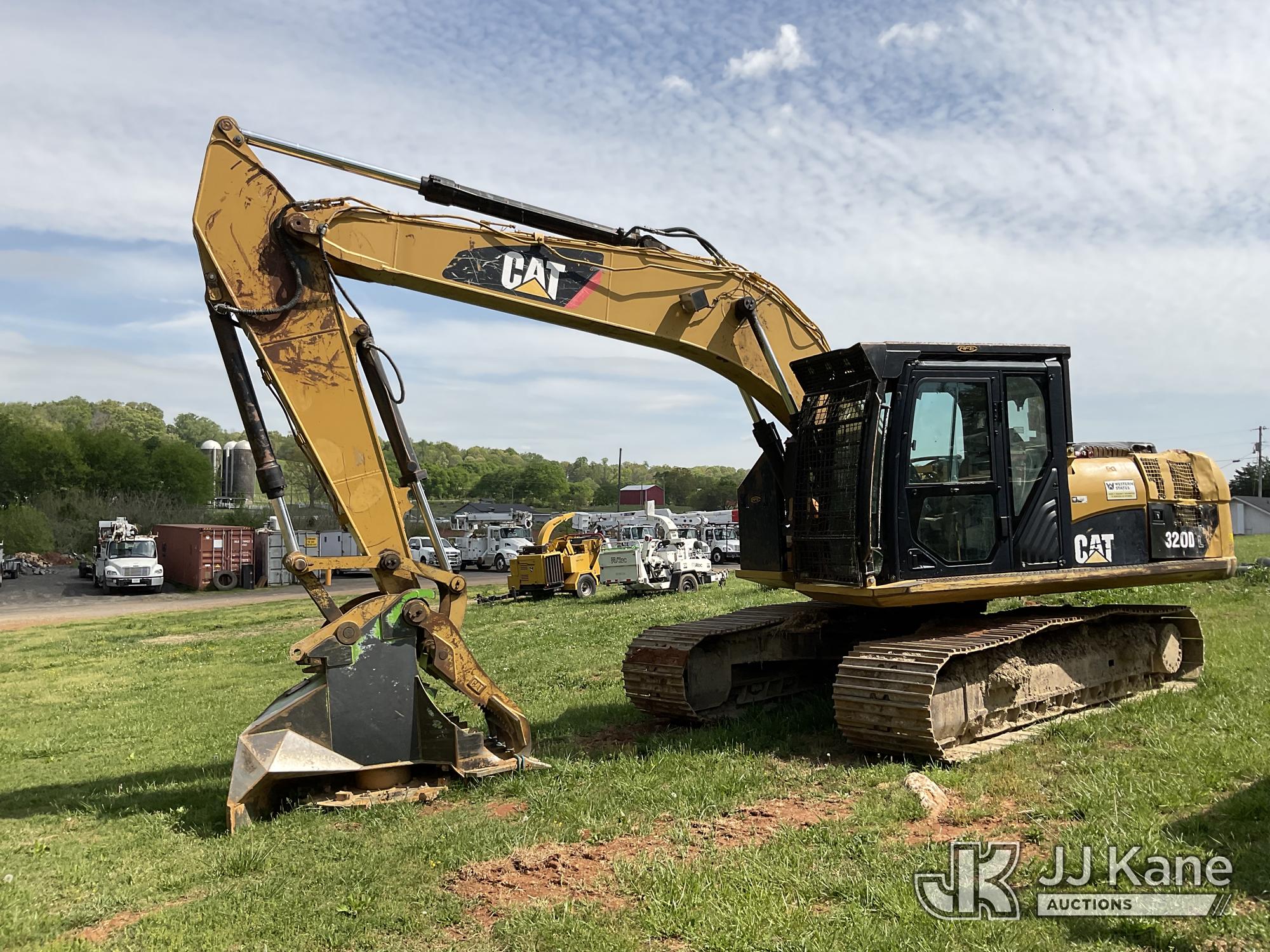 Photo of a 2012 Caterpillar 320D
