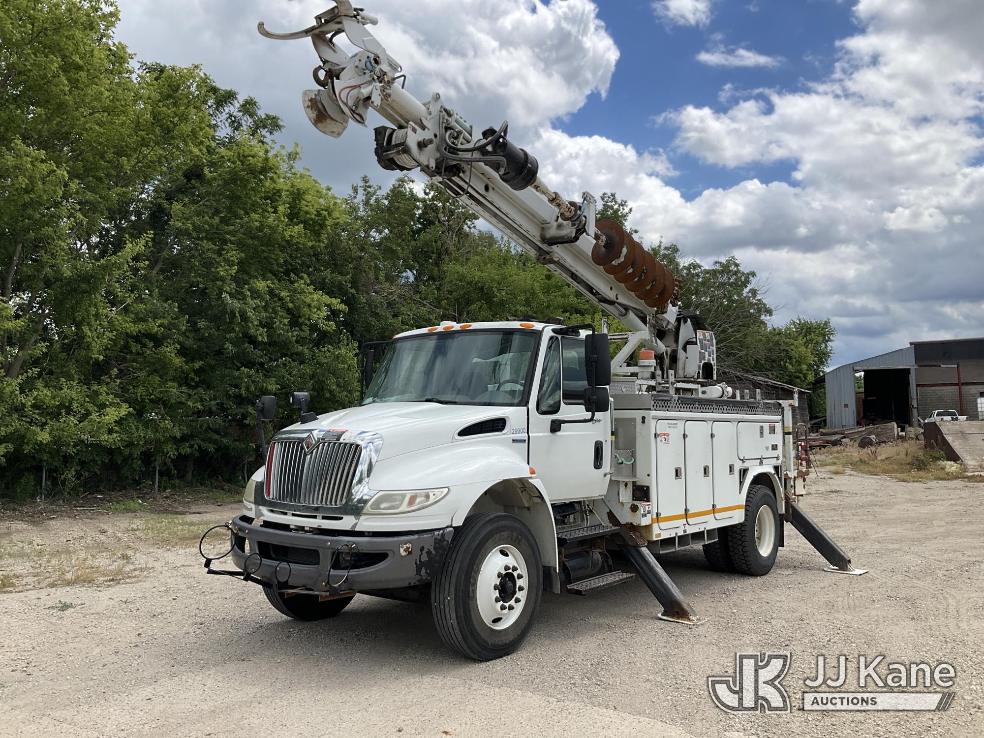 Photo of a 2010 International 4400