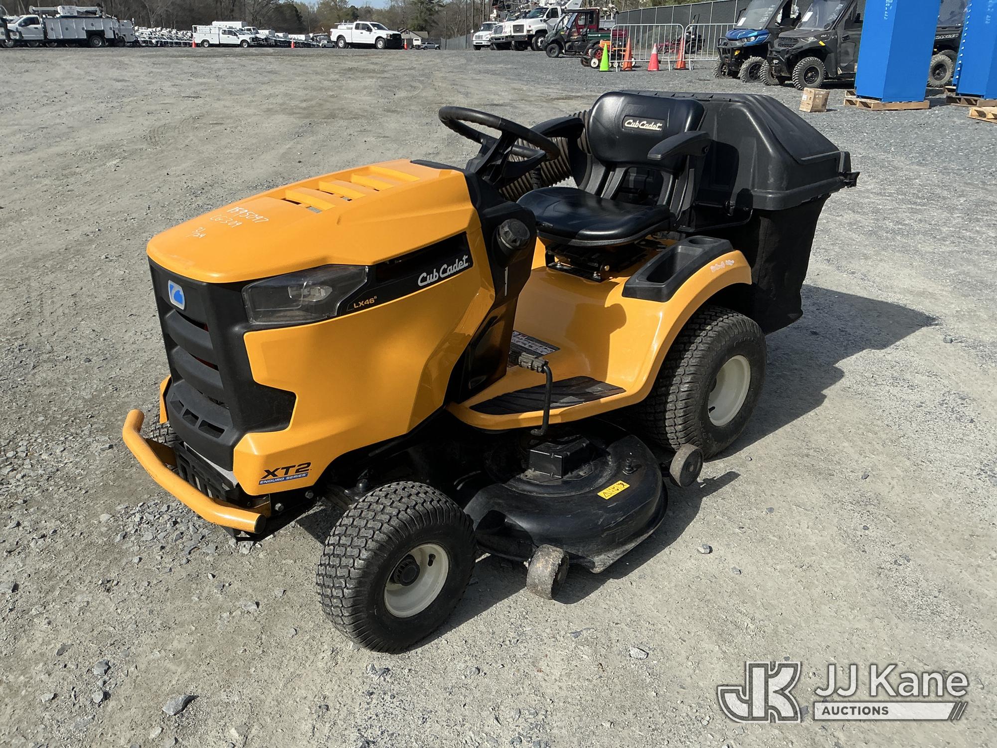  Cub Cadet XT2