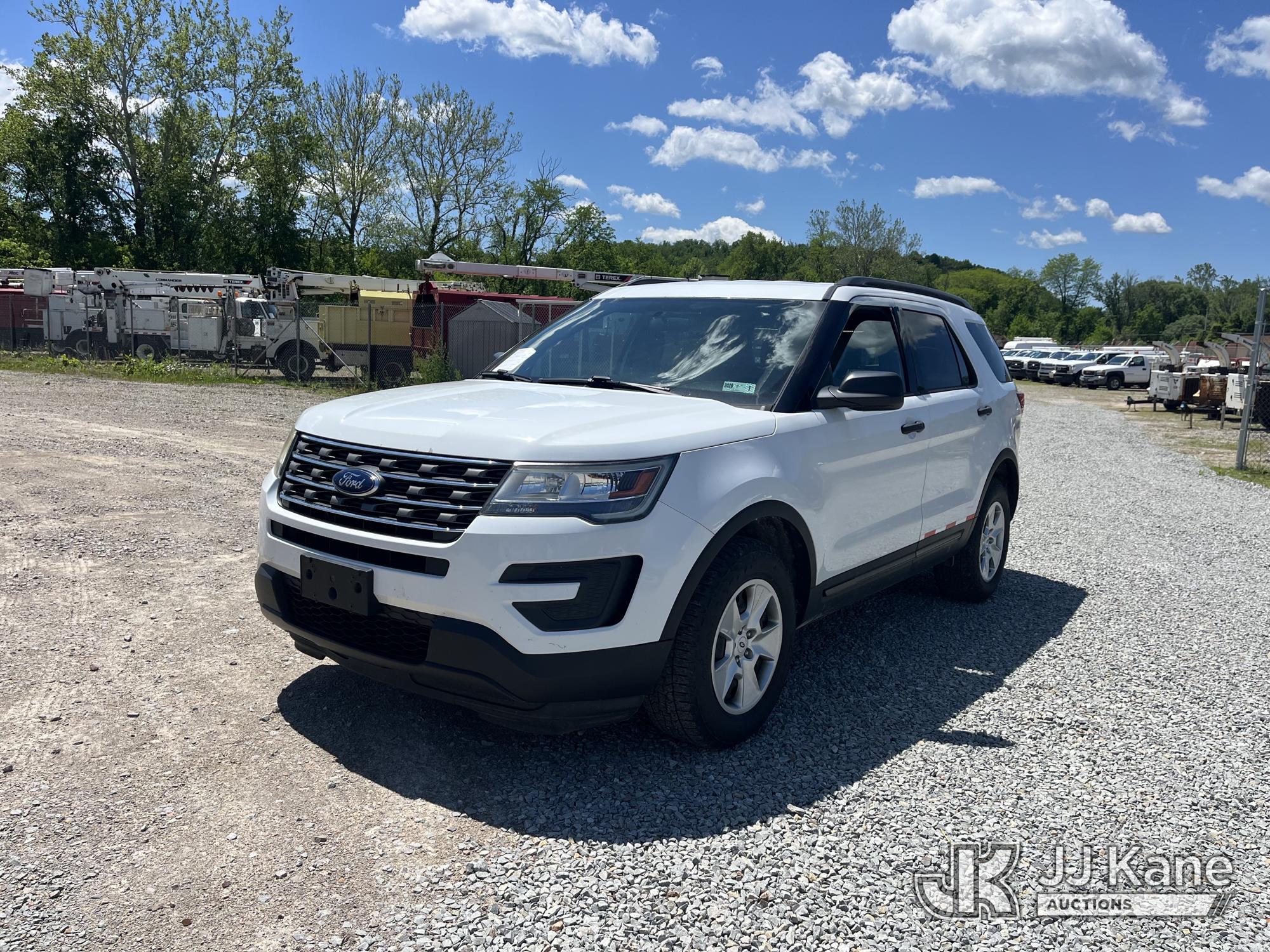 Photo of a 2017 Ford Explorer 4x4