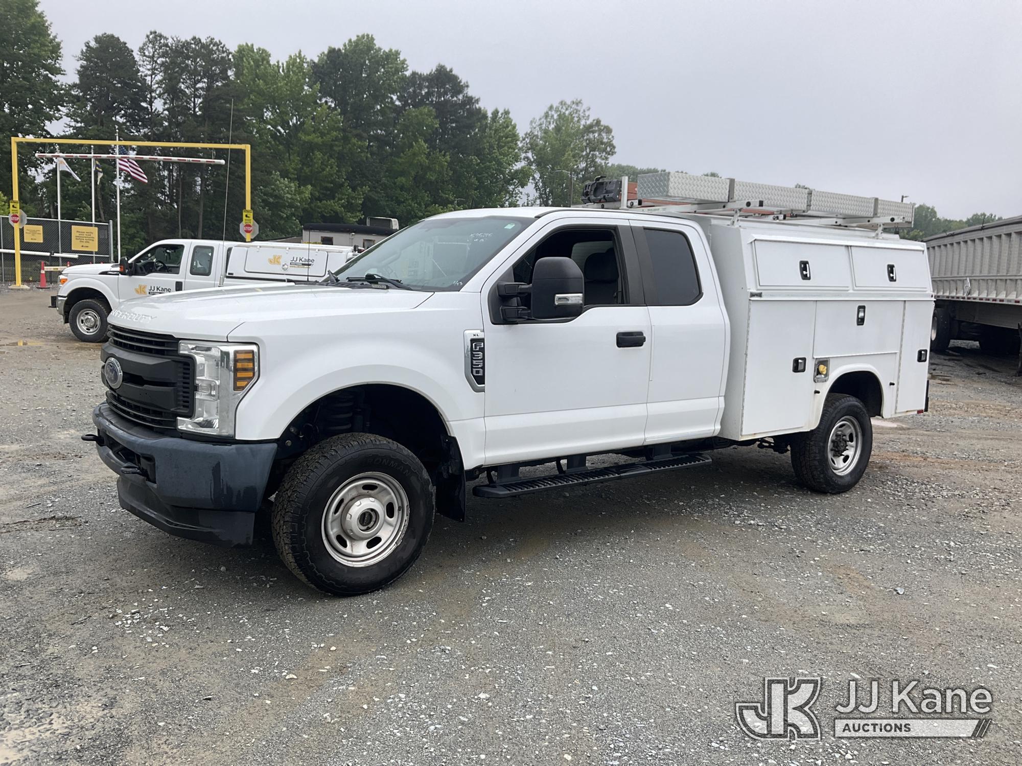 Photo of a 2018 Ford F350 4x4