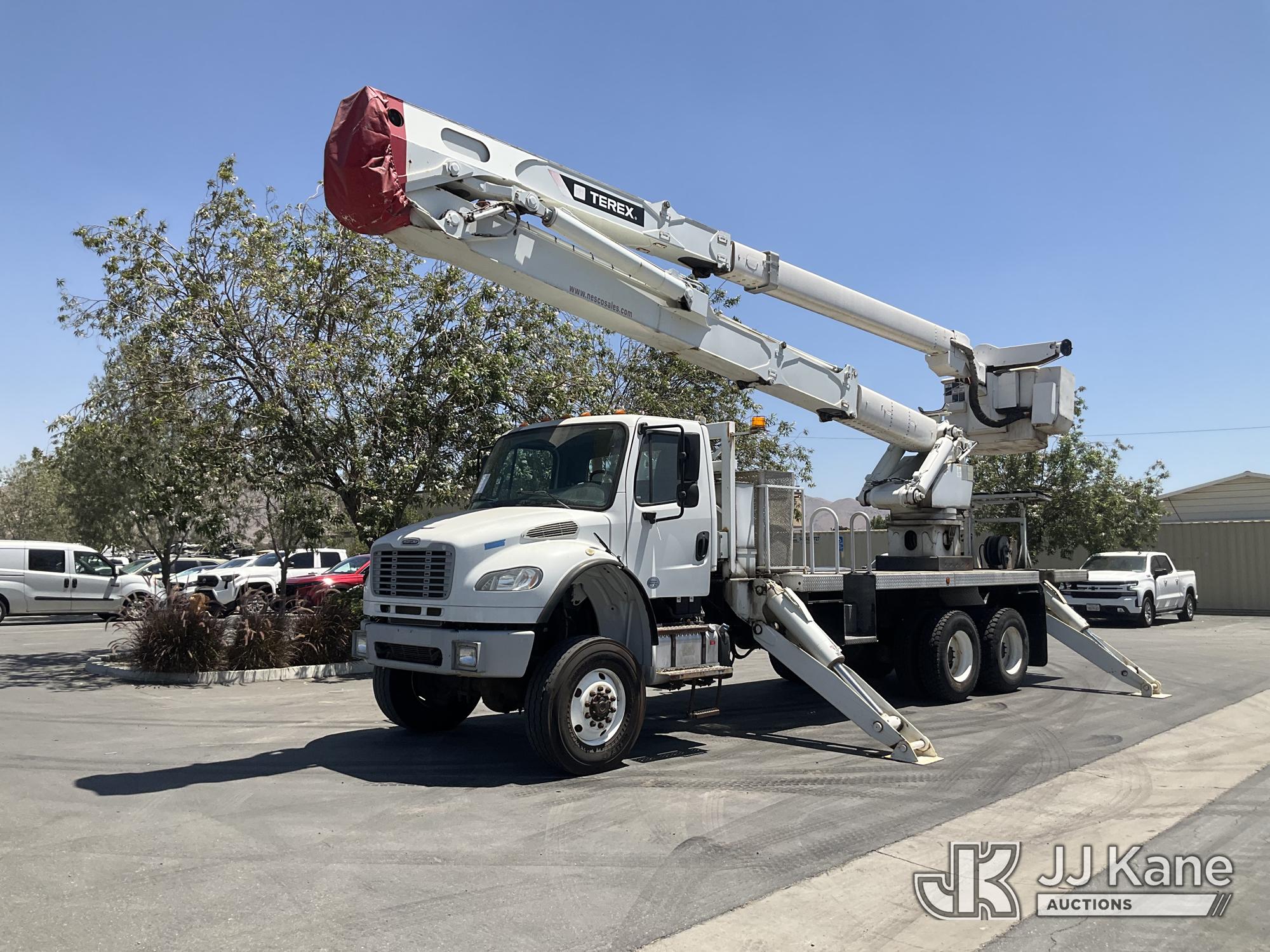Photo of a 2014 Freightliner M2 106